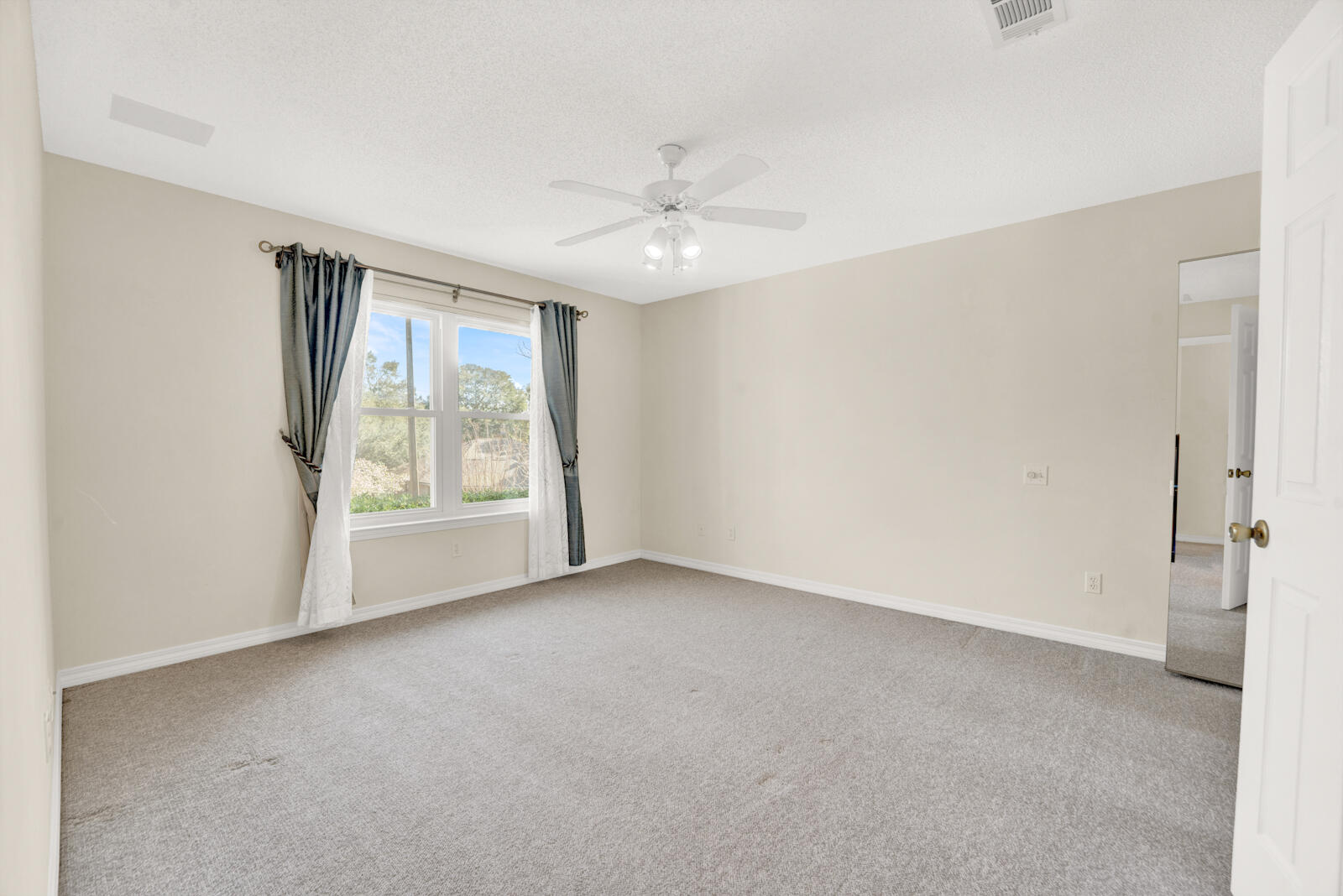 ROCKY BAYOU COUNTRY CLUB ESTATES - Residential