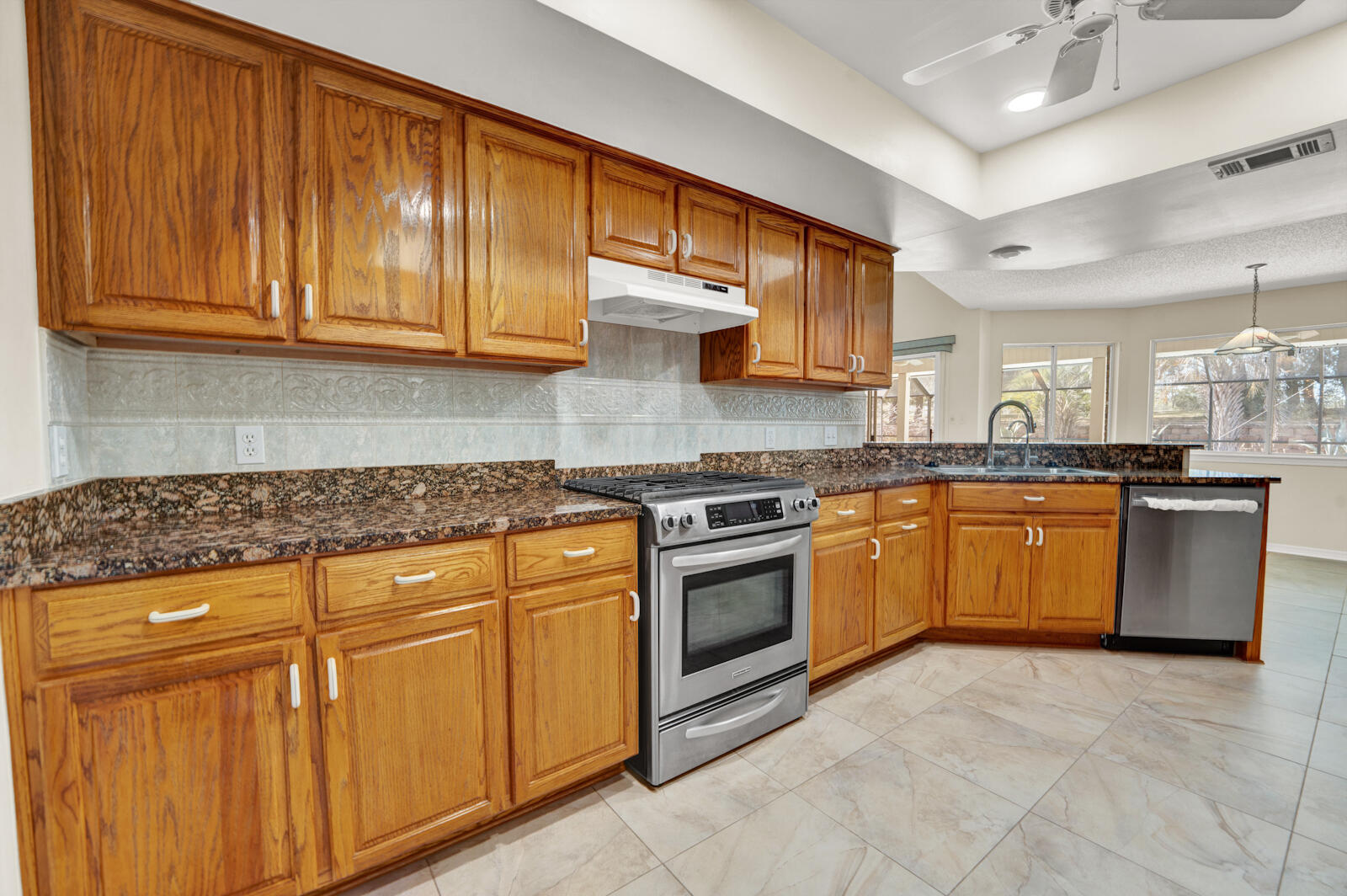 ROCKY BAYOU COUNTRY CLUB ESTATES - Residential