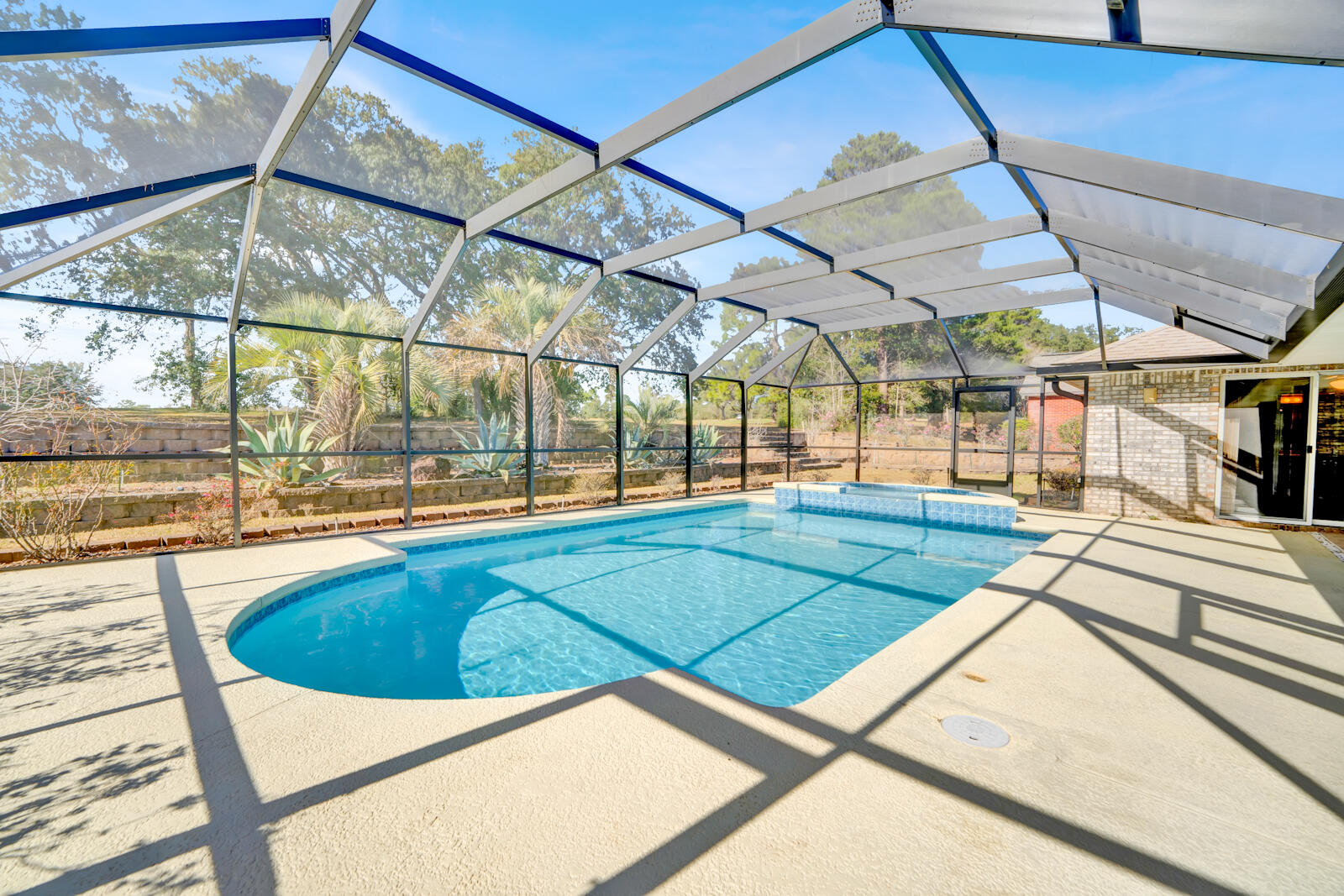 ROCKY BAYOU COUNTRY CLUB ESTATES - Residential