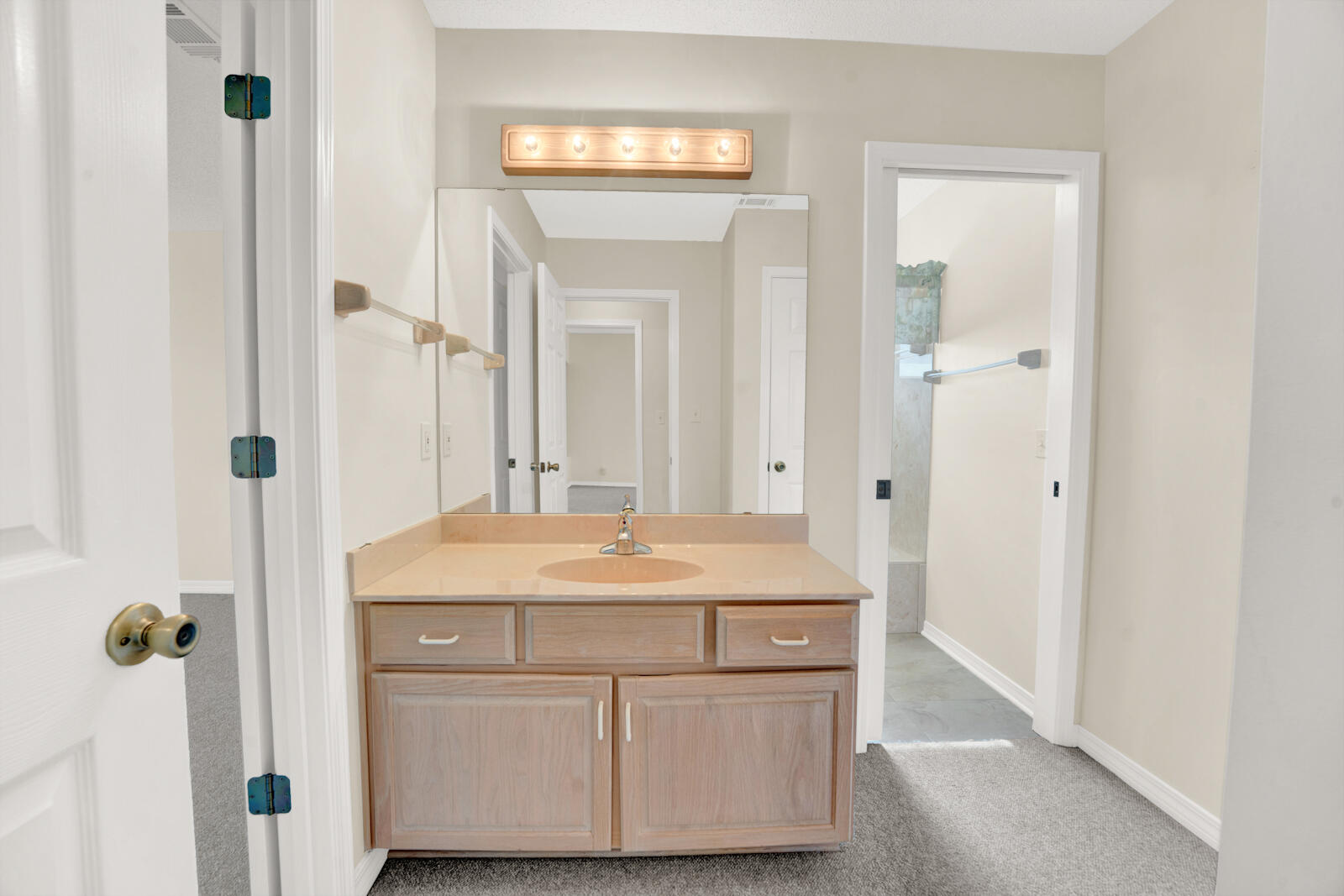 ROCKY BAYOU COUNTRY CLUB ESTATES - Residential