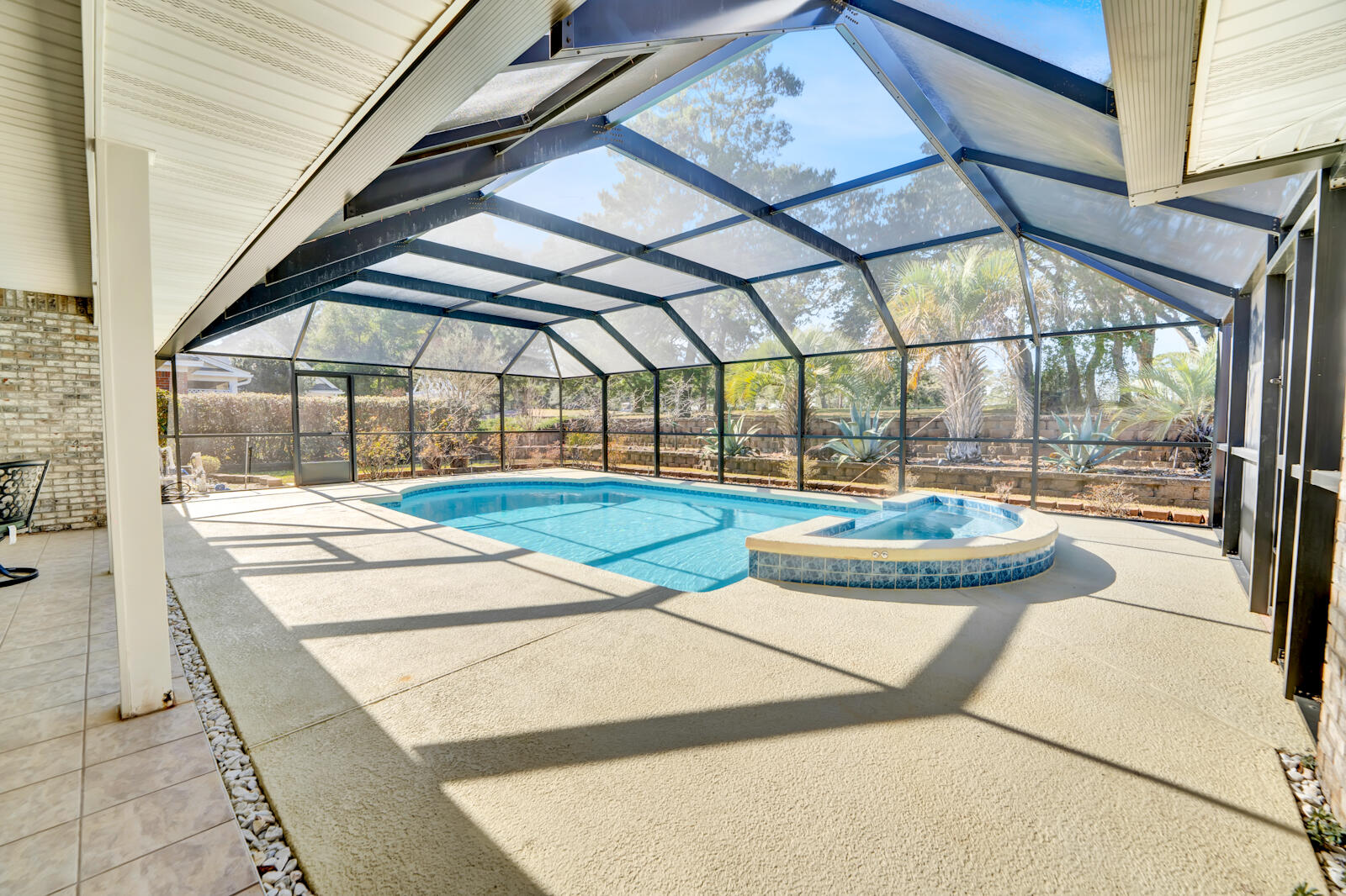 ROCKY BAYOU COUNTRY CLUB ESTATES - Residential