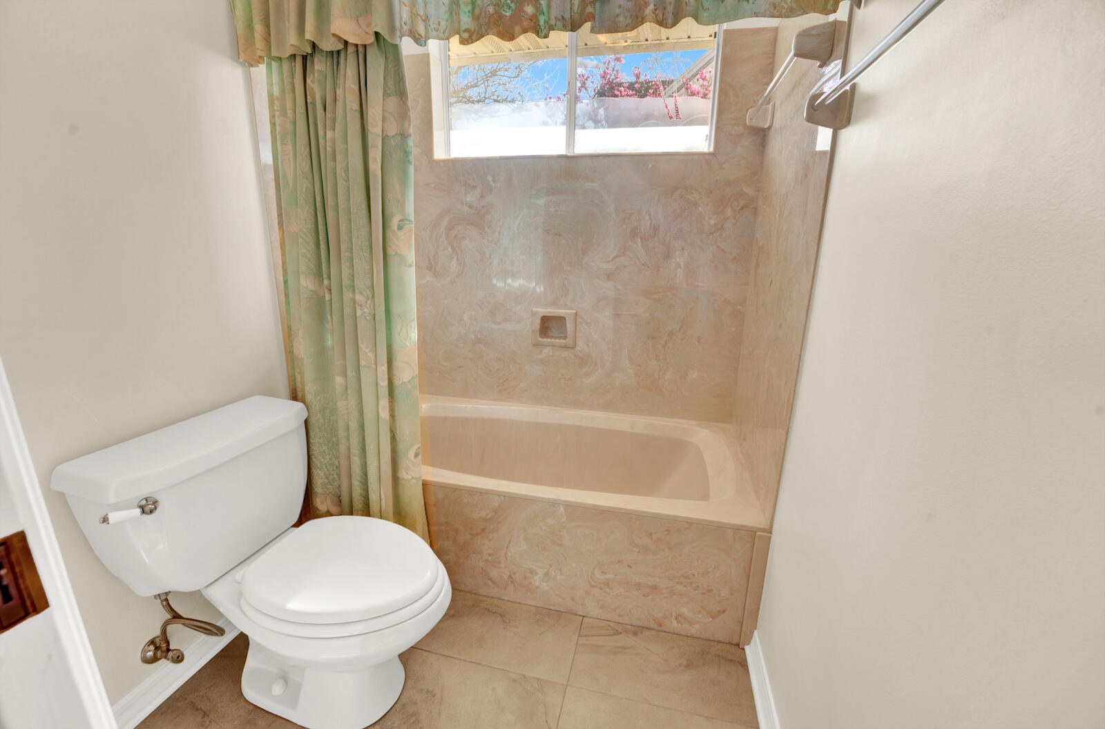 ROCKY BAYOU COUNTRY CLUB ESTATES - Residential