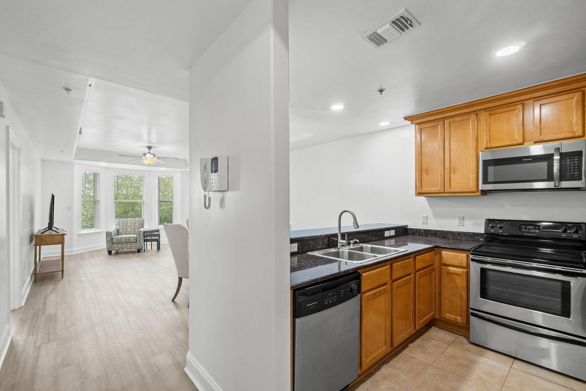 OLD BAY CONDO - Residential