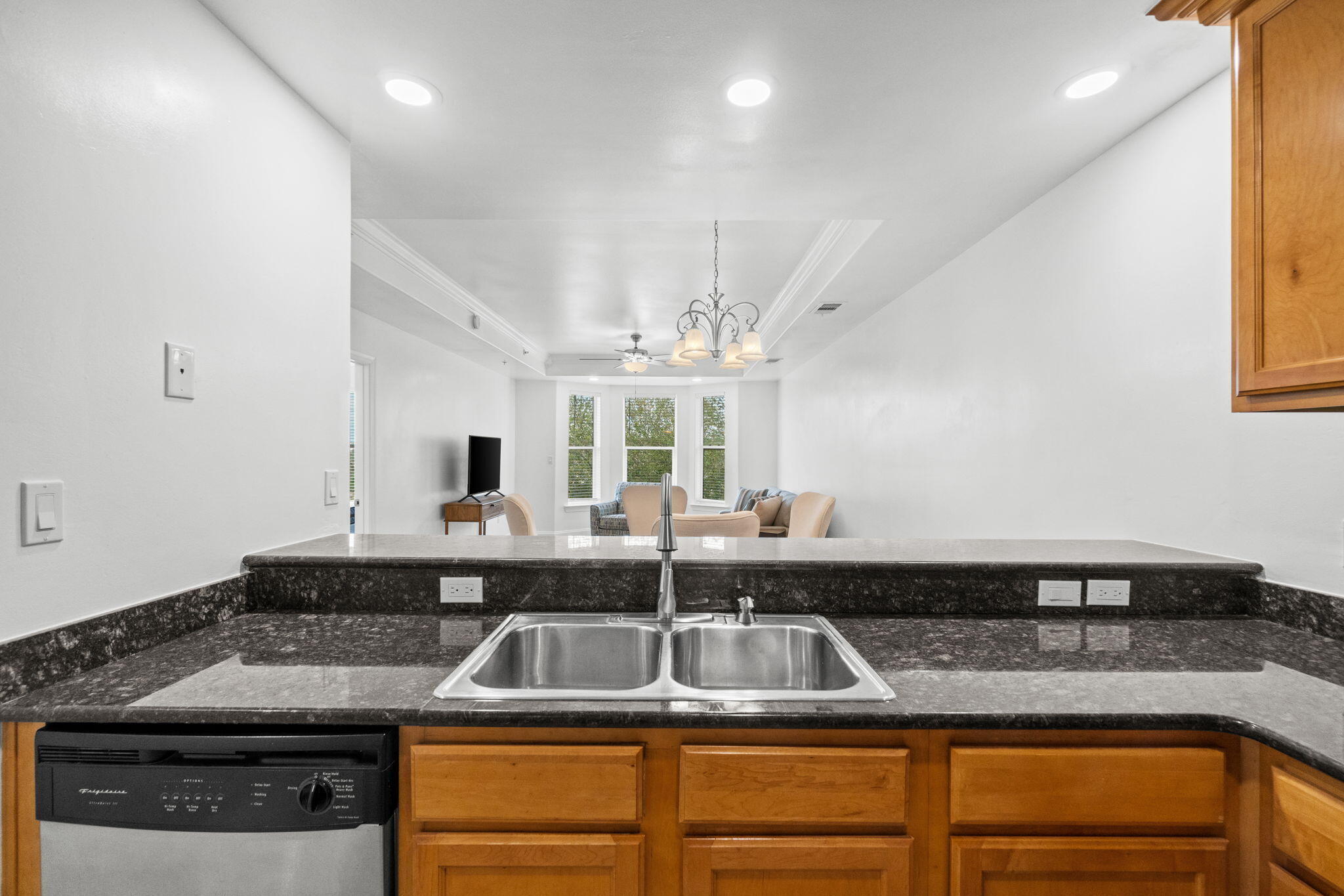 OLD BAY CONDO - Residential