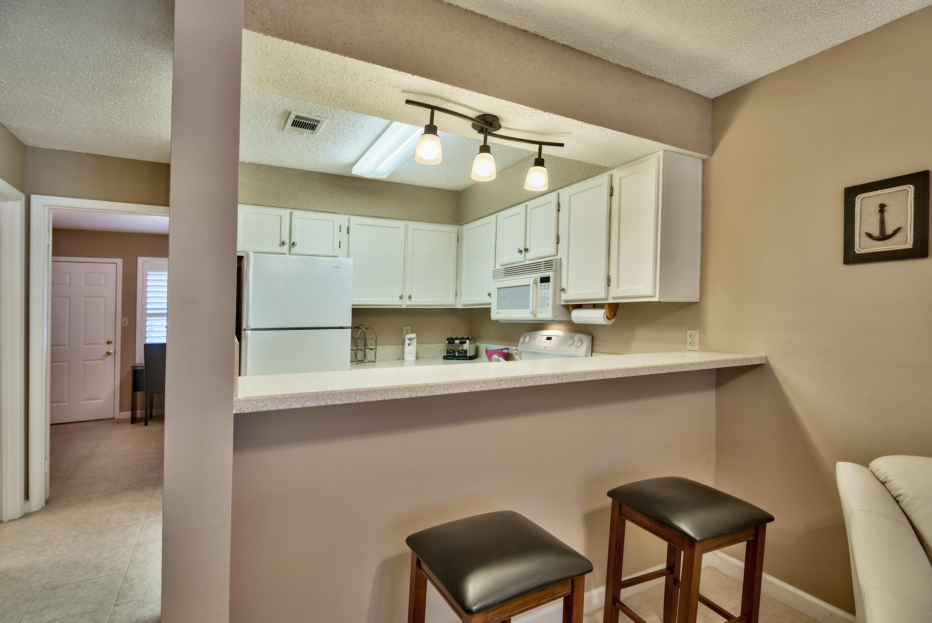 SANDPRINTS CONDO - Residential