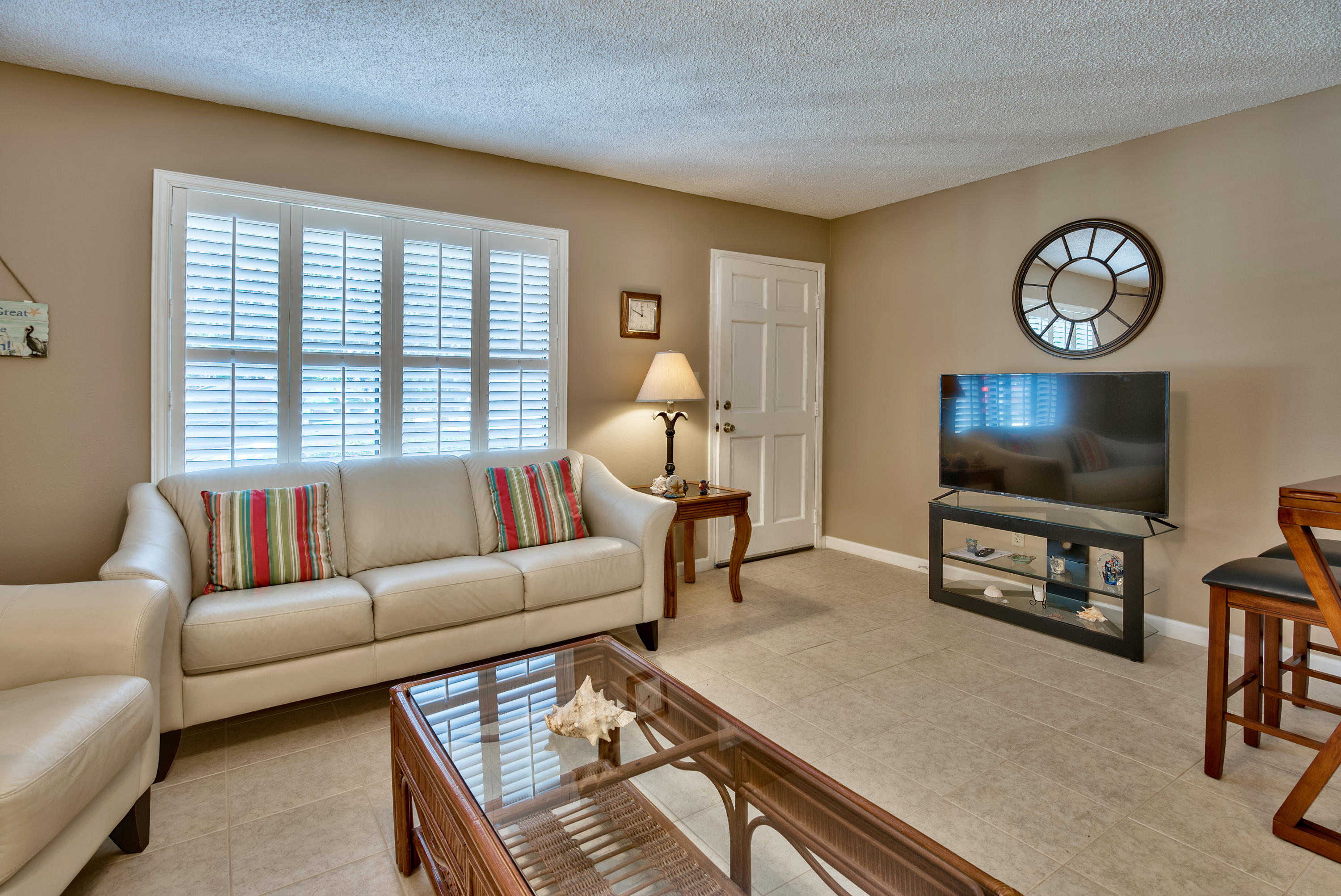 SANDPRINTS CONDO - Residential