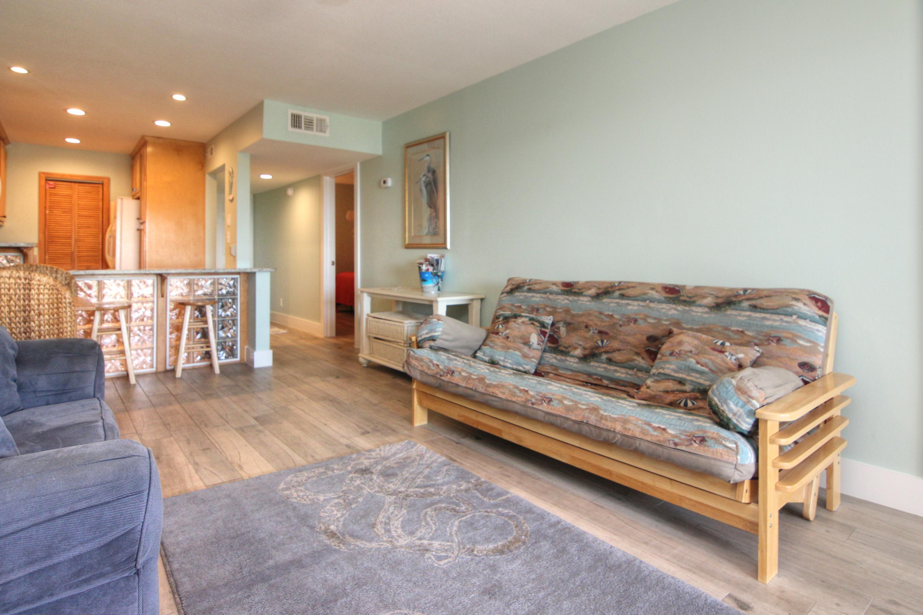 TRADEWINDS CONDOS - Residential