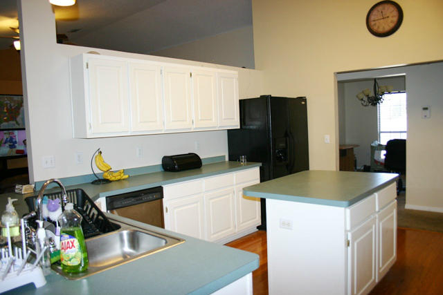 STEEPLECHASE PH 3 - Residential Lease