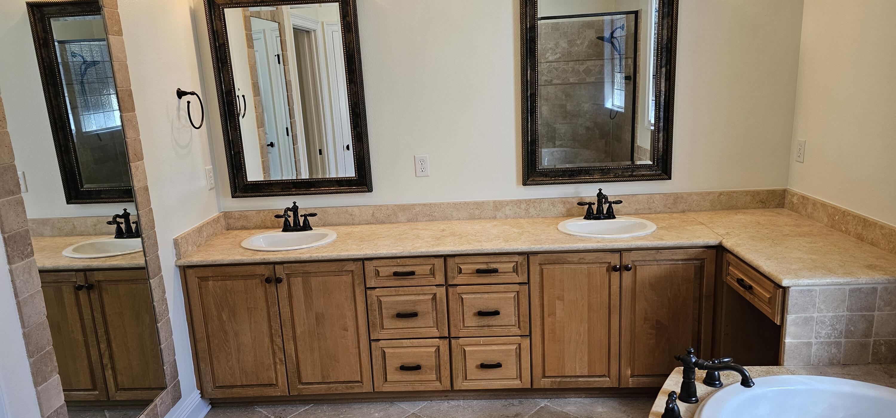 TOM KING ESTATES 2&3 - Residential