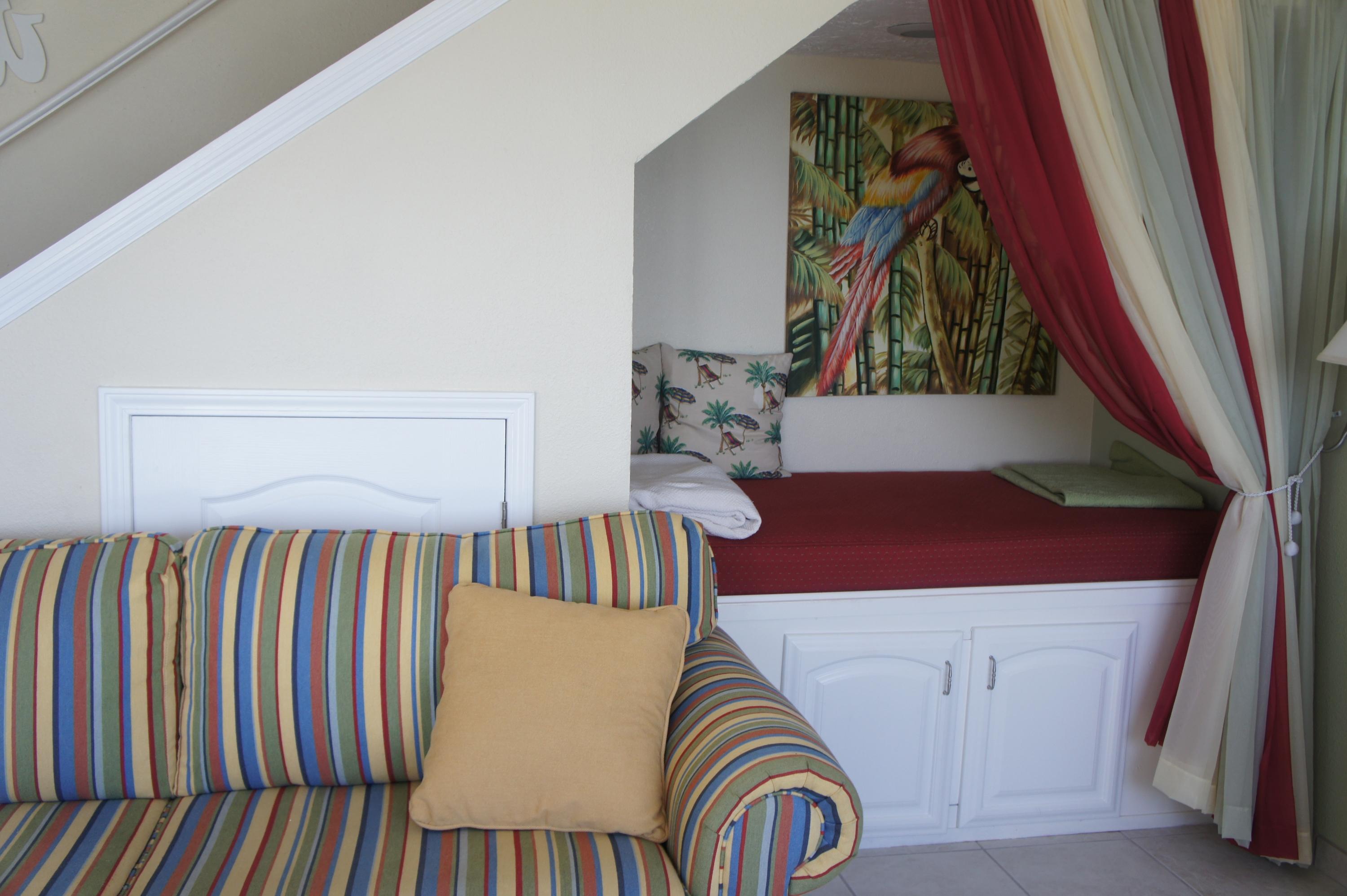 PINNACLE PORT - Residential