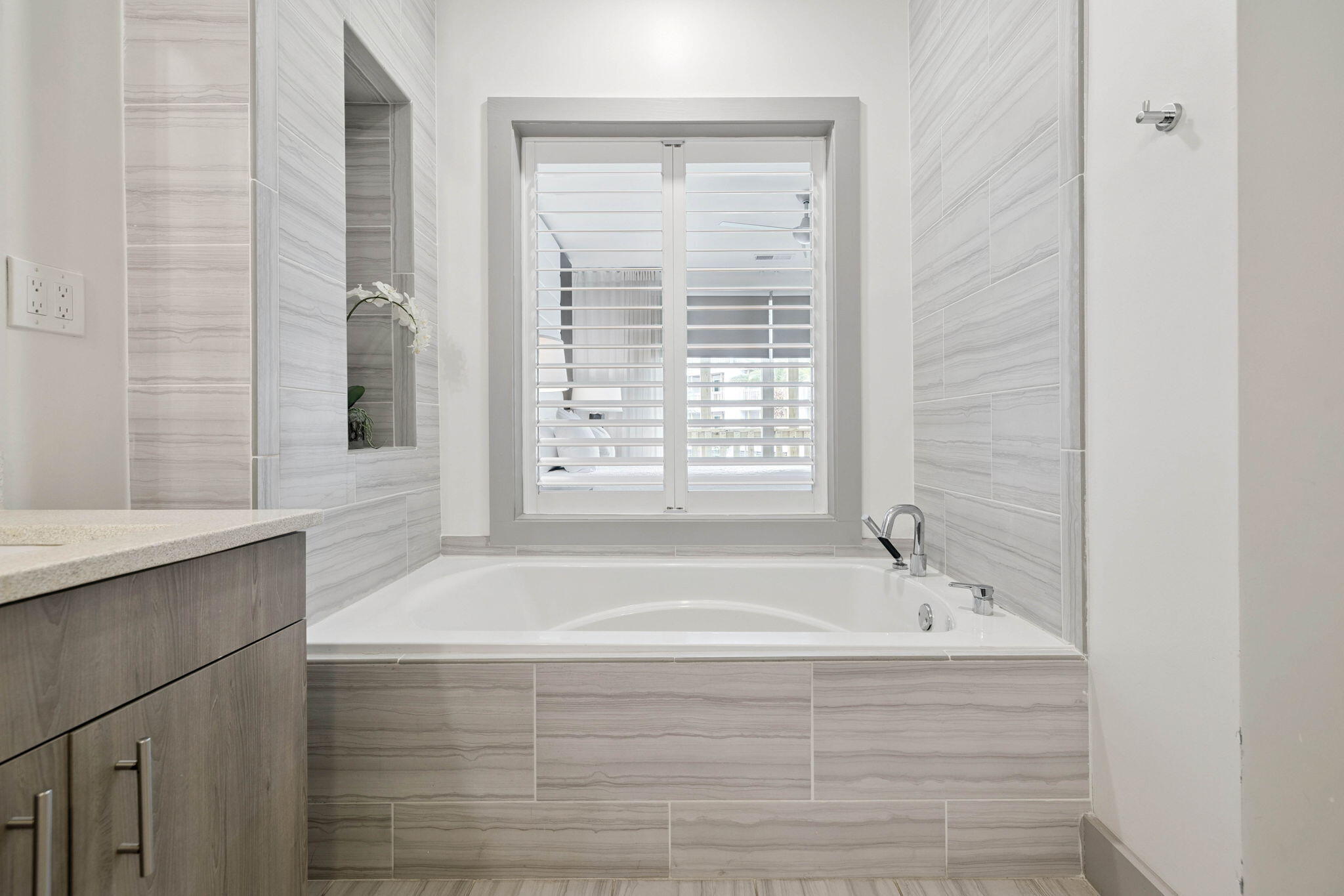 The Pointe 30a - Residential