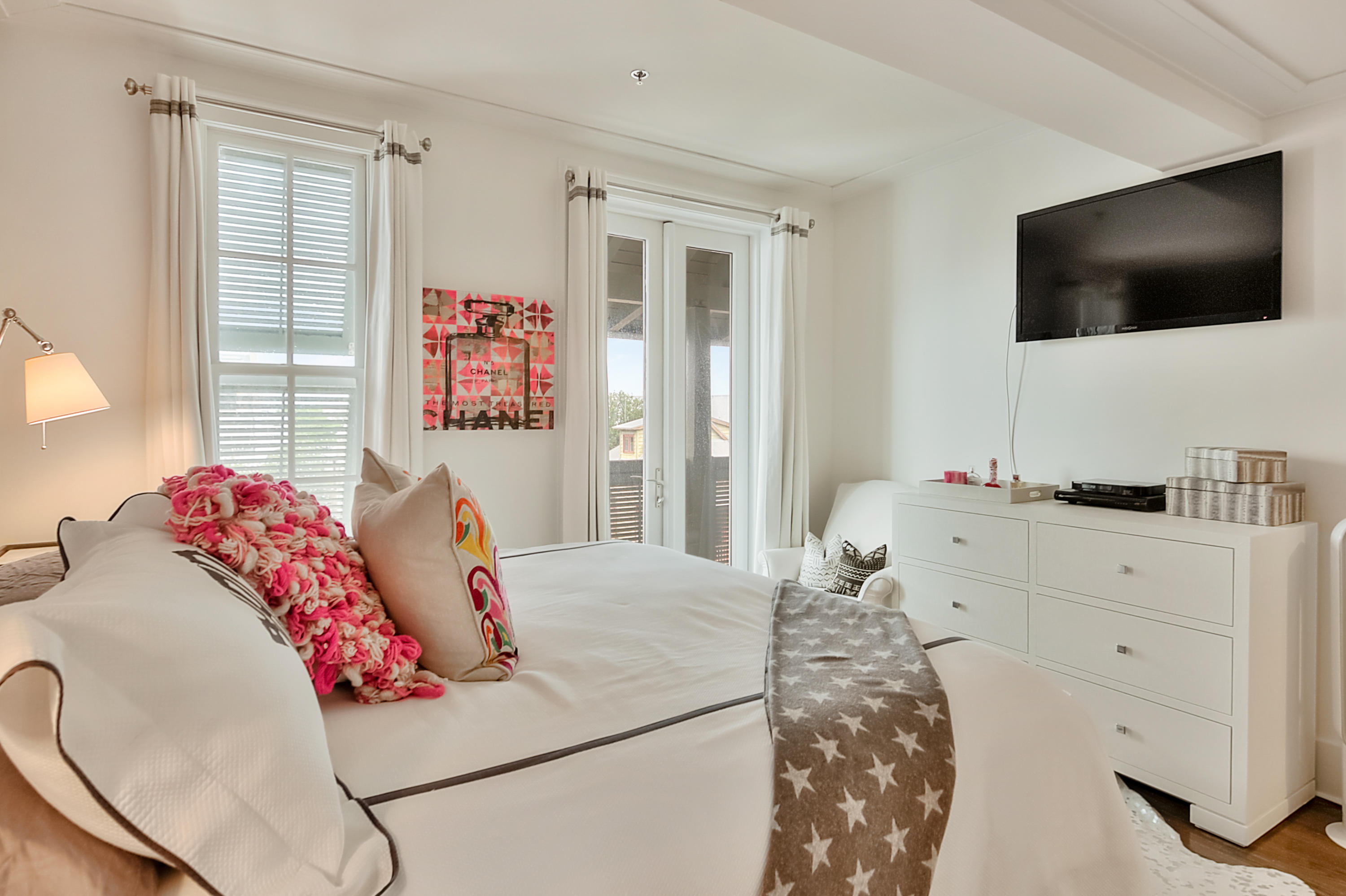 ROSEMARY BEACH, THE SAVANNAH - Residential