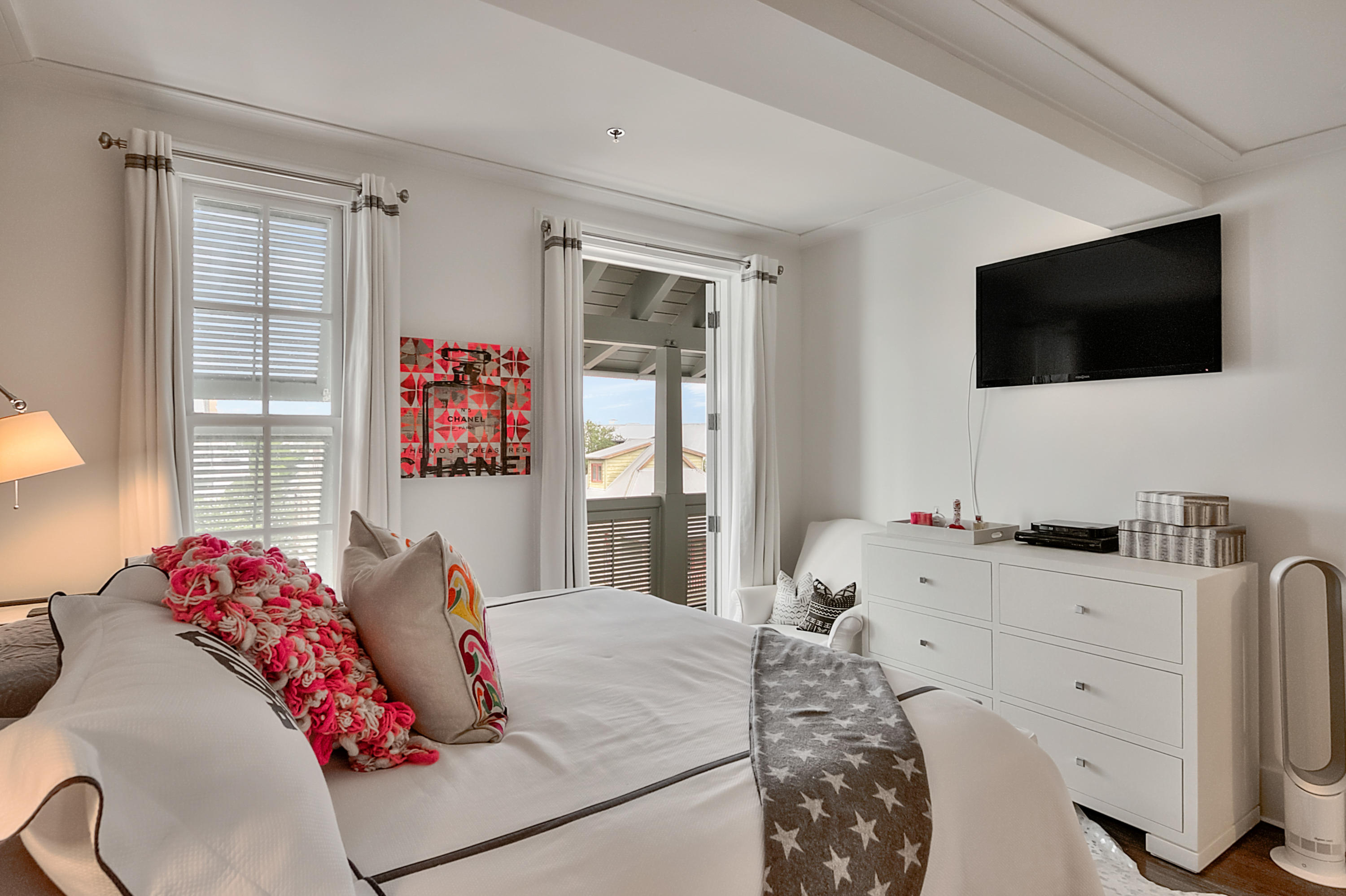 ROSEMARY BEACH, THE SAVANNAH - Residential