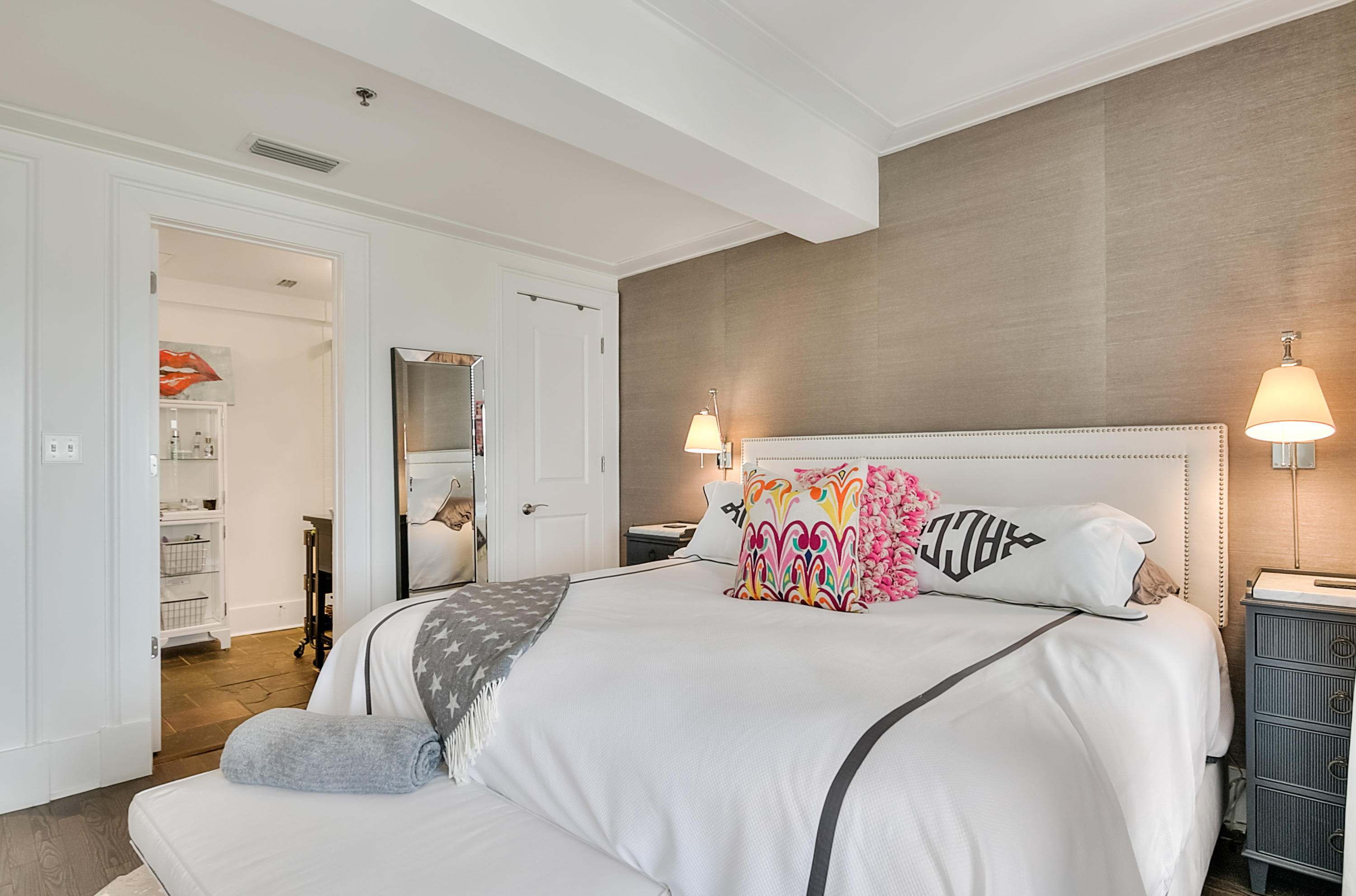 ROSEMARY BEACH, THE SAVANNAH - Residential