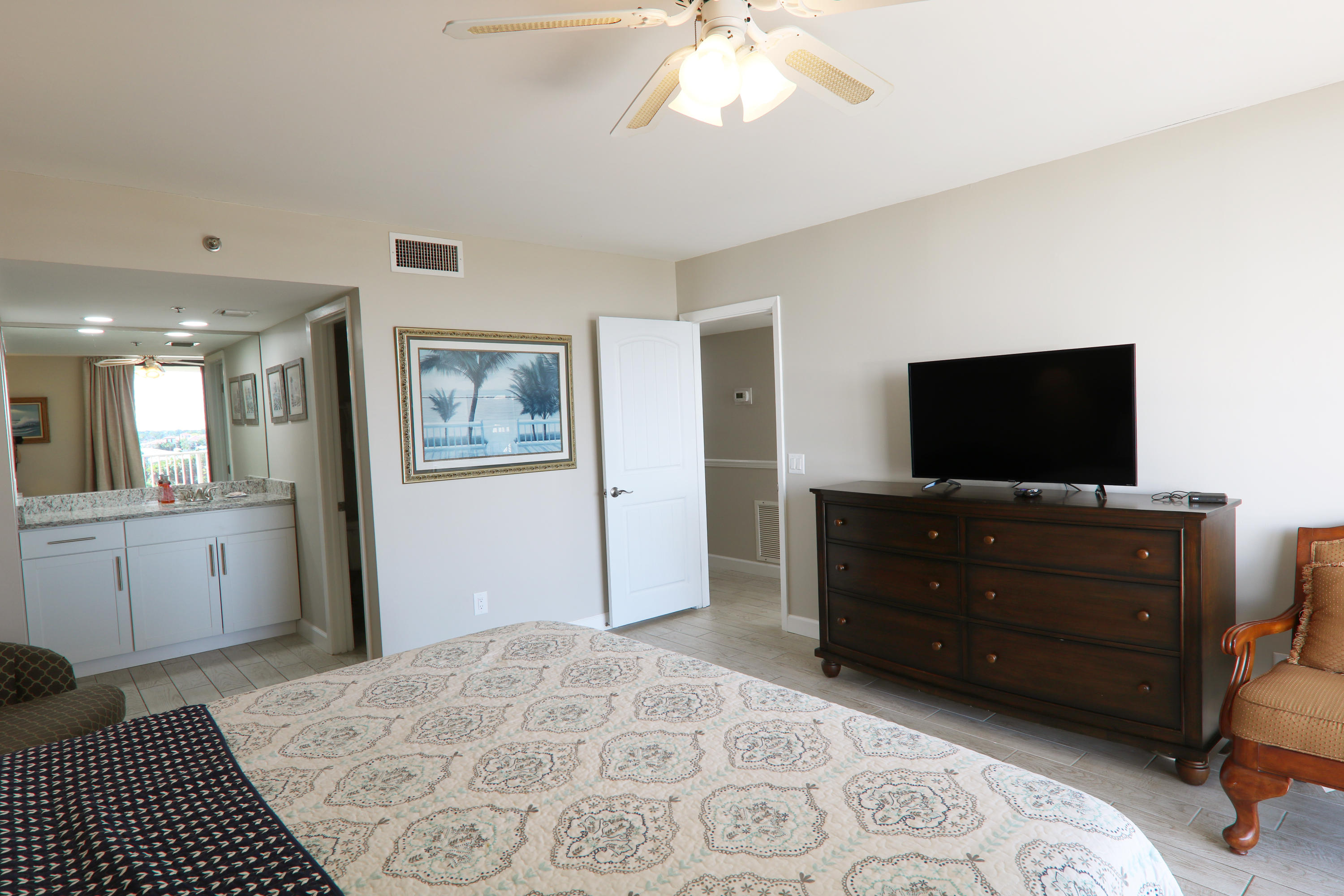 MAINSAIL CONDO PH 3 - Residential