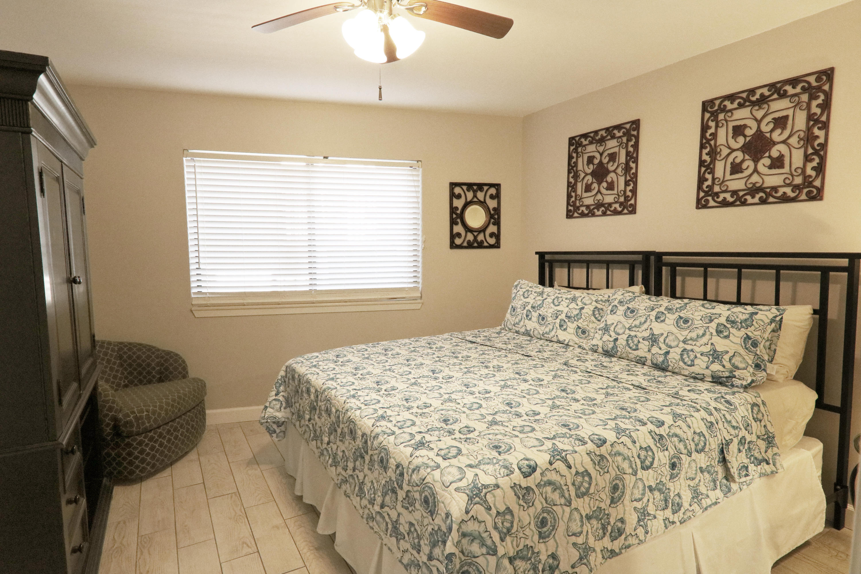 MAINSAIL CONDO PH 3 - Residential