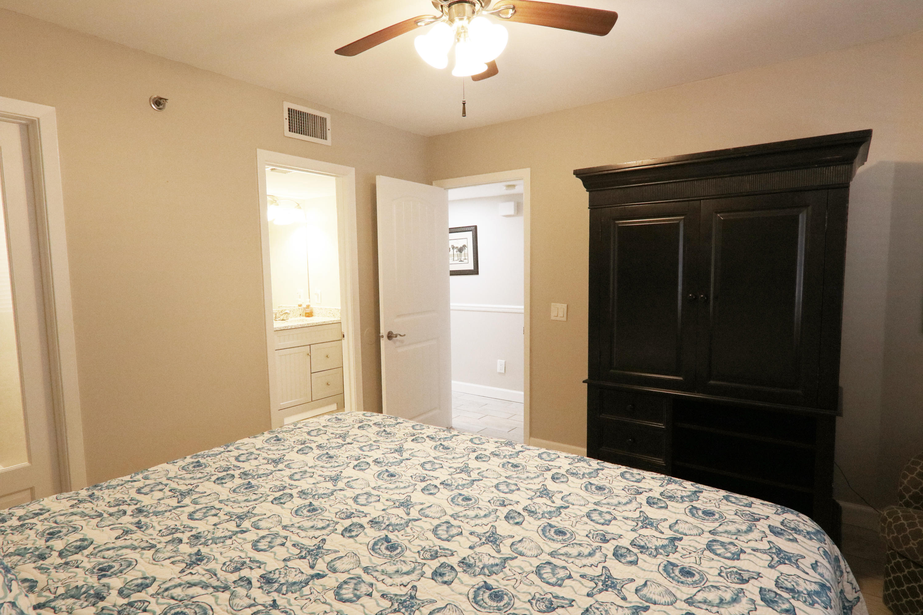 MAINSAIL CONDO PH 3 - Residential