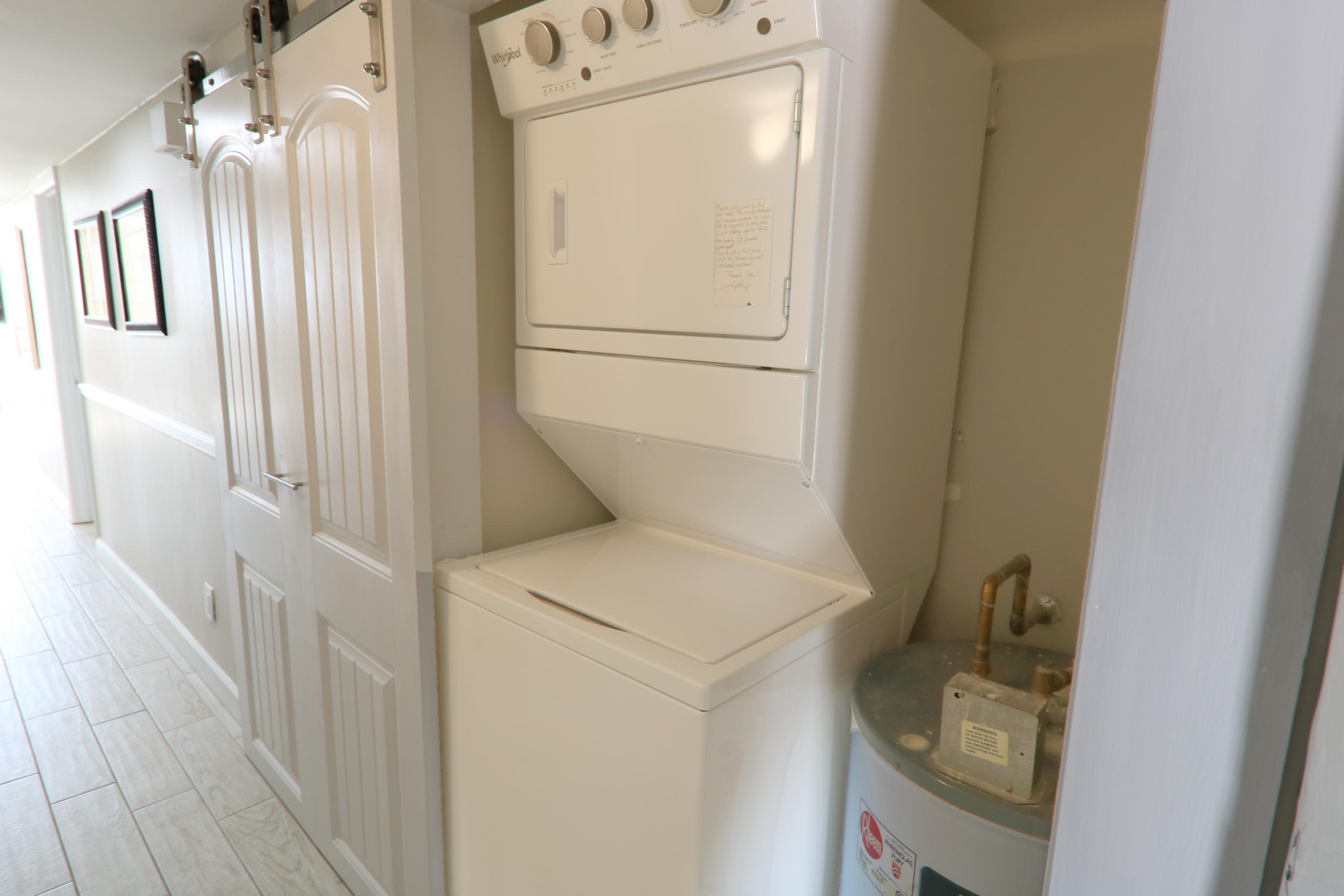 MAINSAIL CONDO PH 3 - Residential