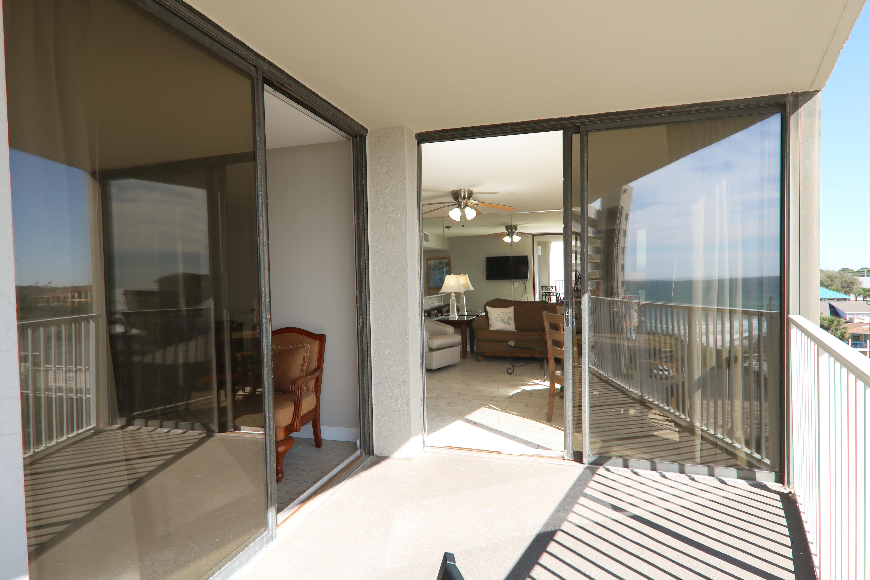 MAINSAIL CONDO PH 3 - Residential