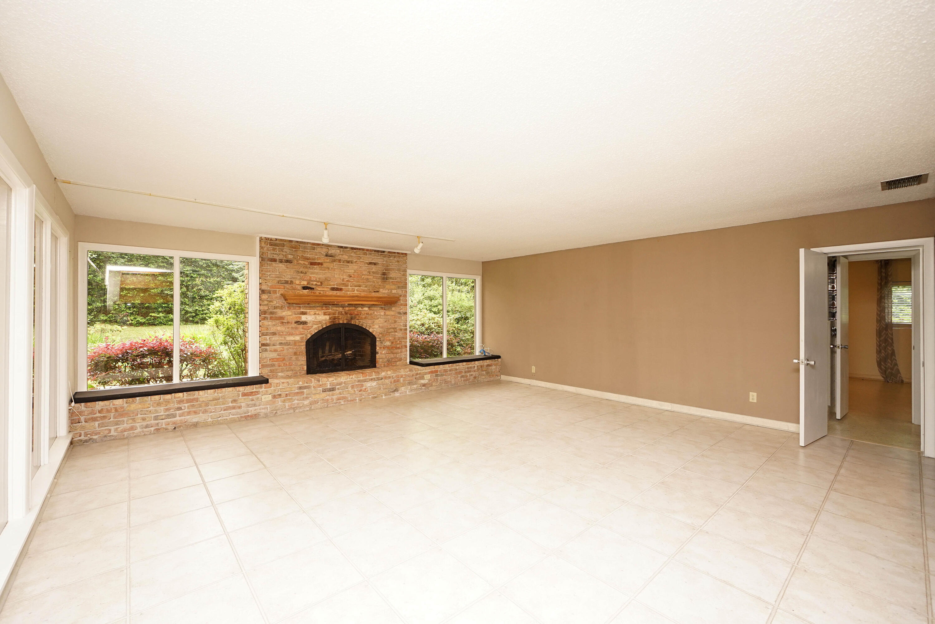 LONGWOOD S/D - Residential