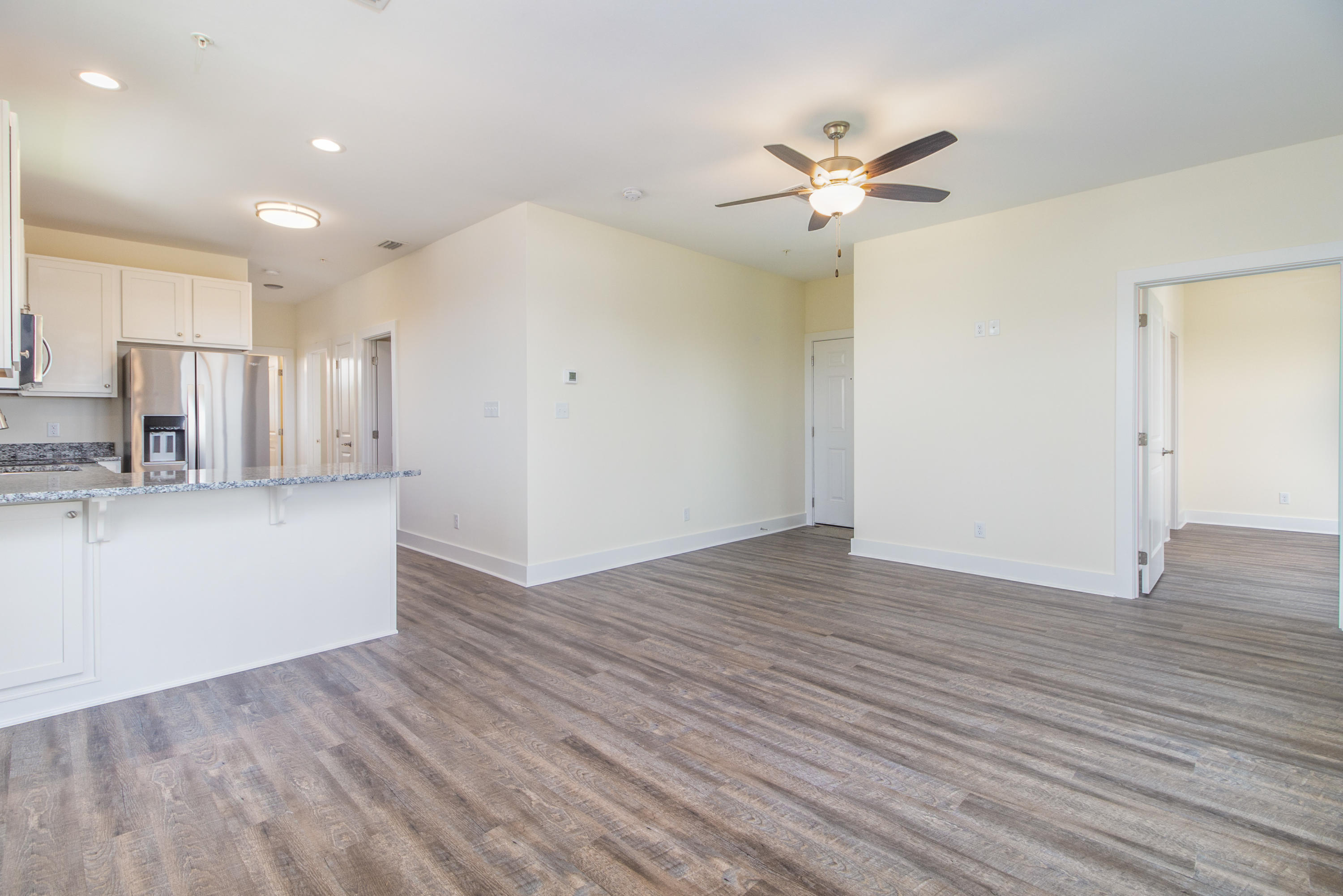 Hidden Lake condominiums - Residential