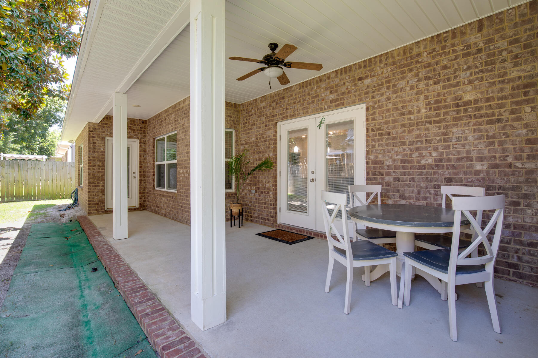 MAGNOLIA HARBOR - Residential