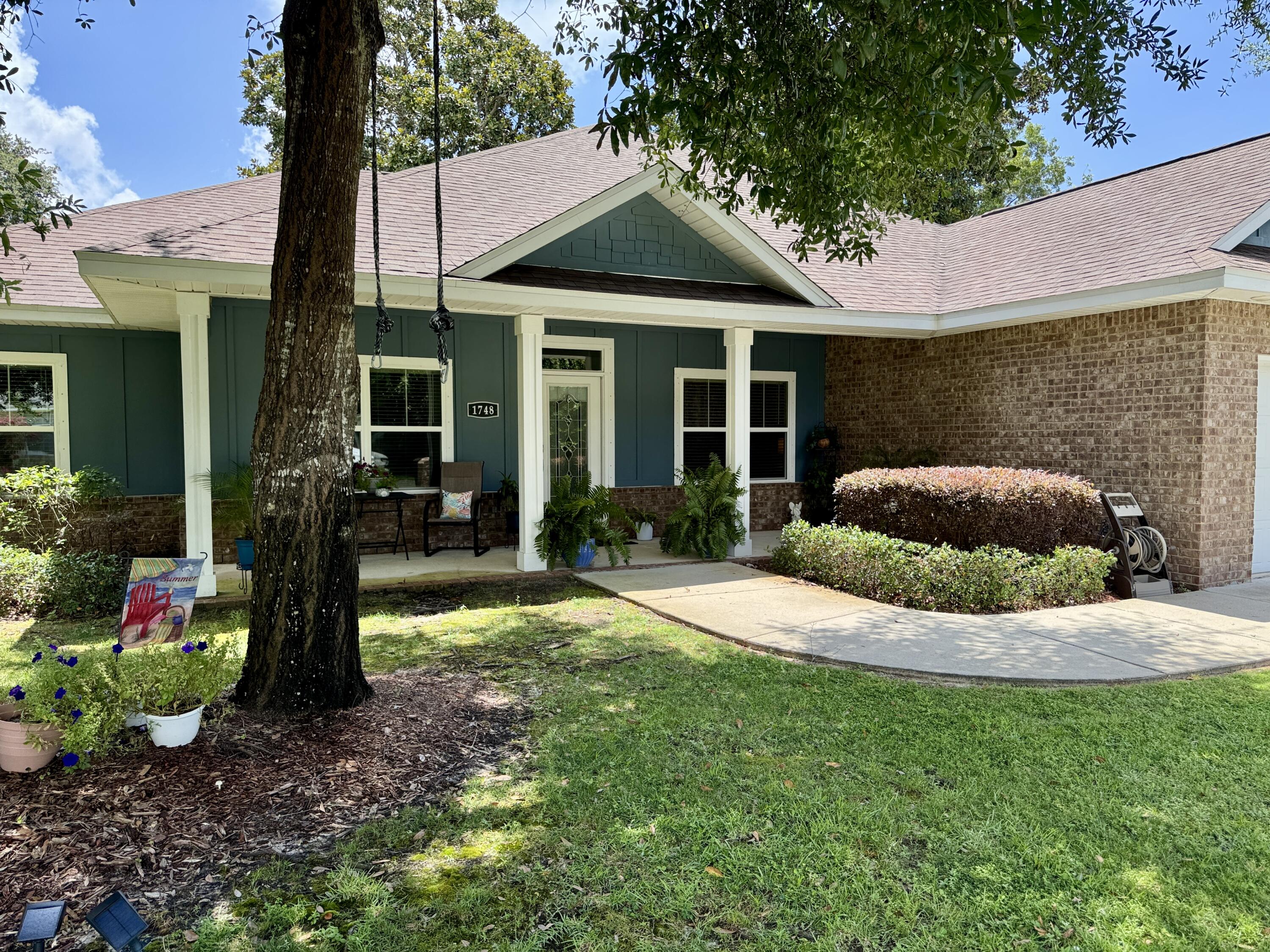 MAGNOLIA HARBOR - Residential