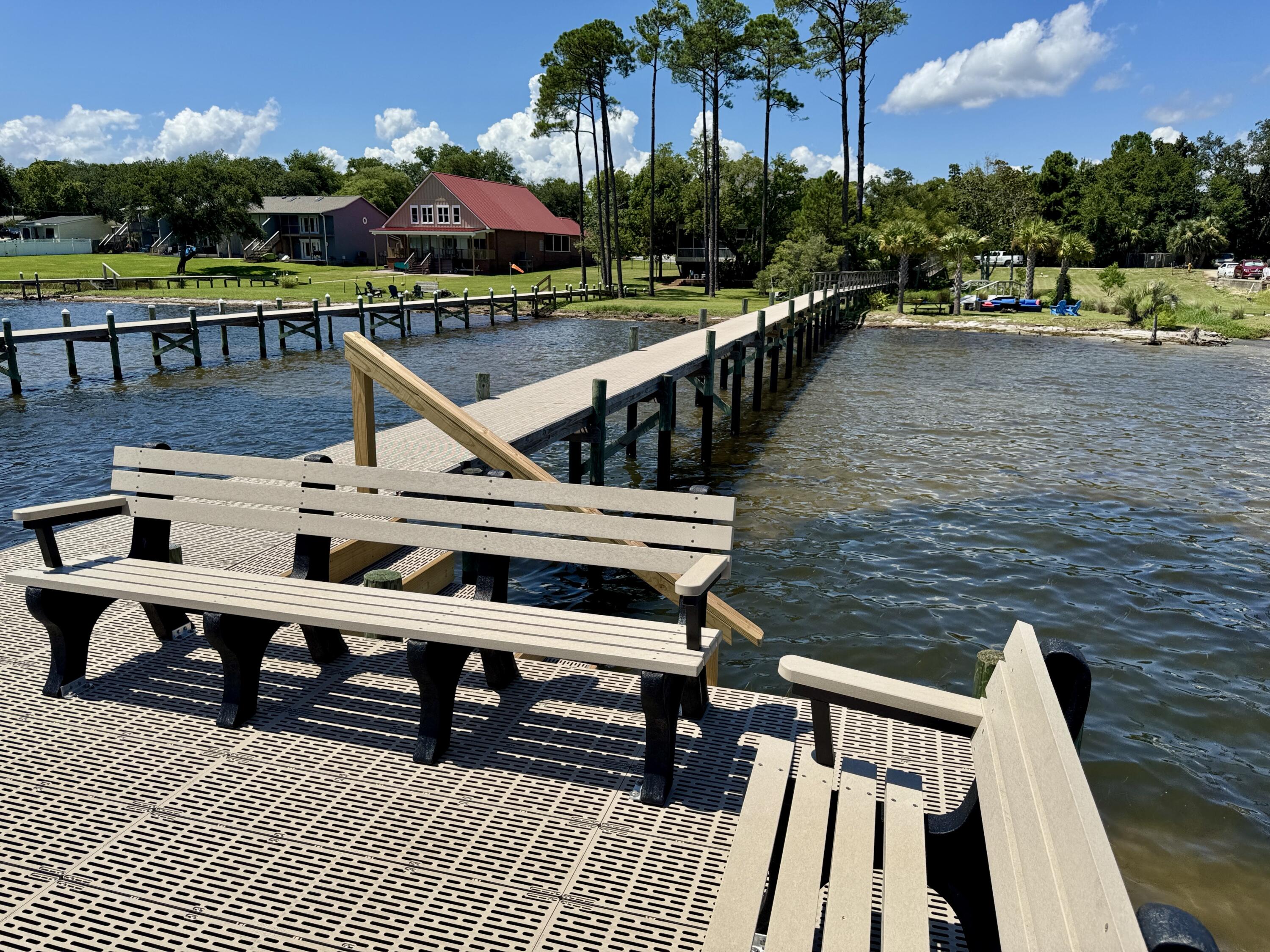 MAGNOLIA HARBOR - Residential