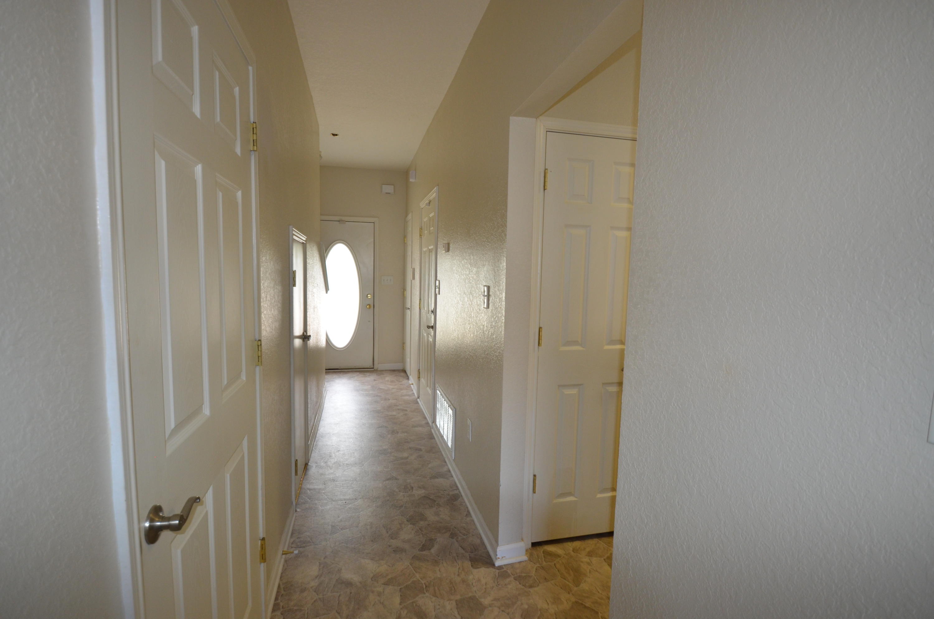 YACHT CLUB OAKS - Residential