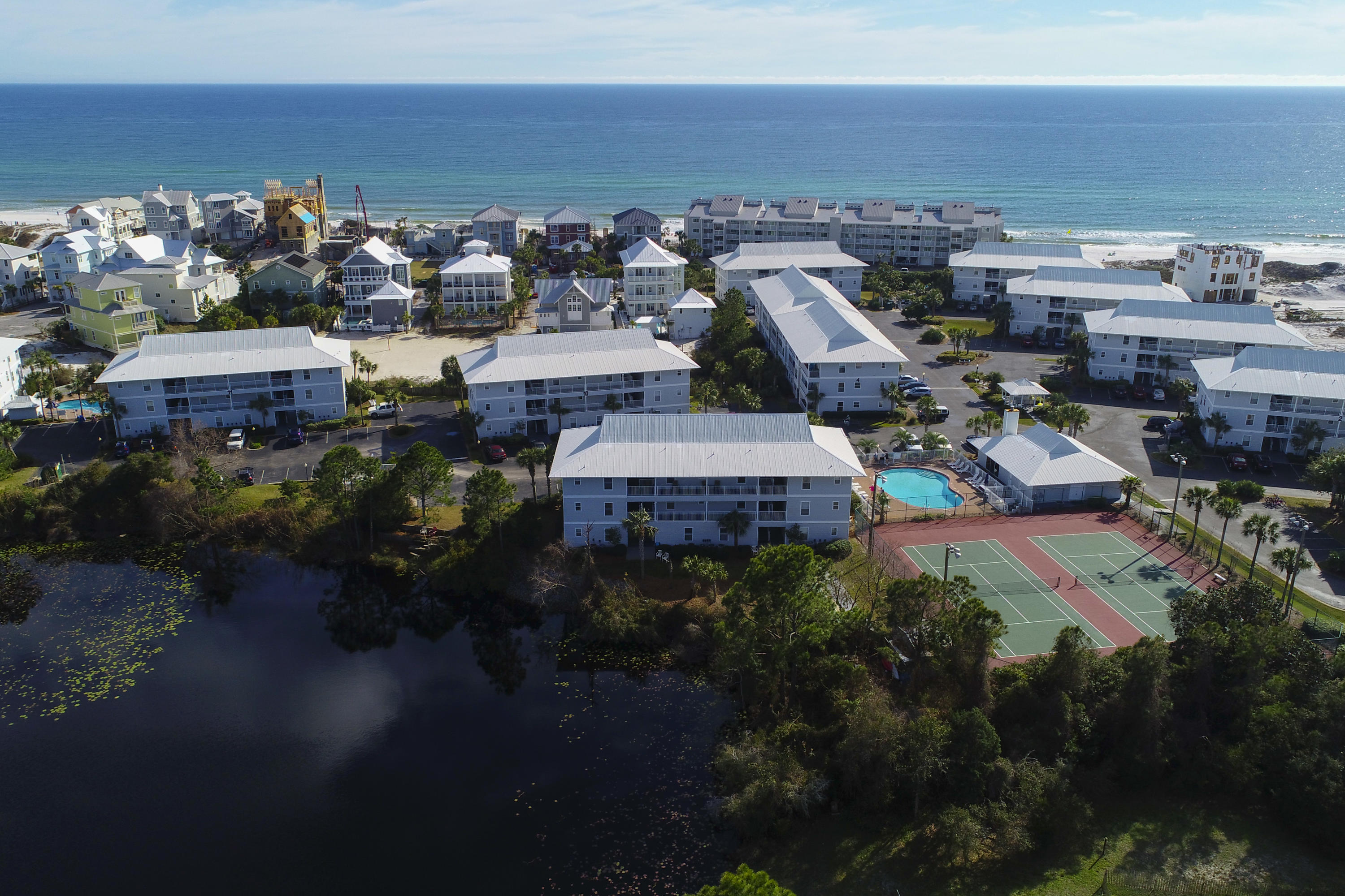 BEACHSIDE VILLAS CONDO - Residential