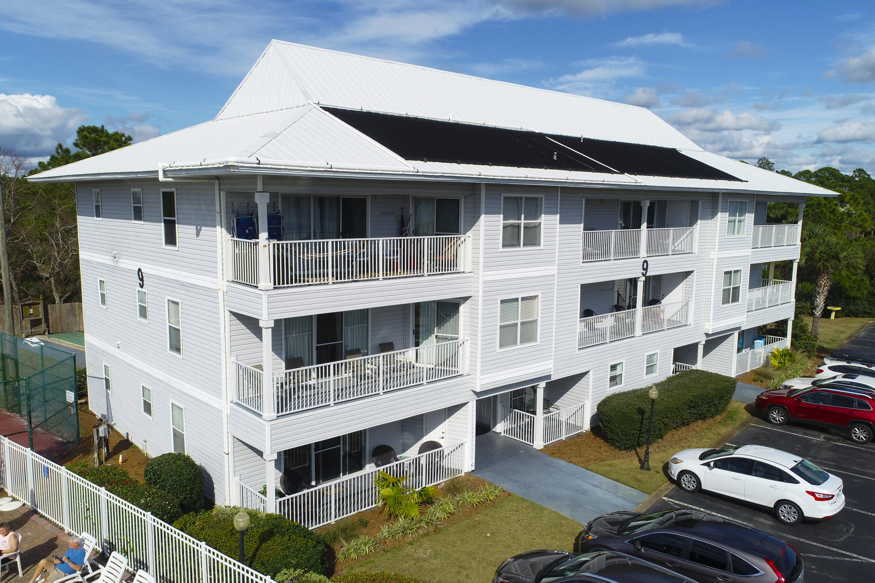 BEACHSIDE VILLAS CONDO - Residential