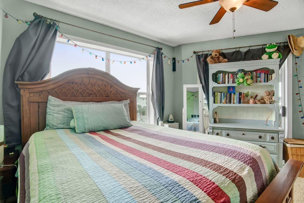 BEACHSIDE VILLAS CONDO - Residential