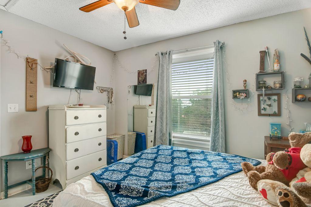 BEACHSIDE VILLAS CONDO - Residential