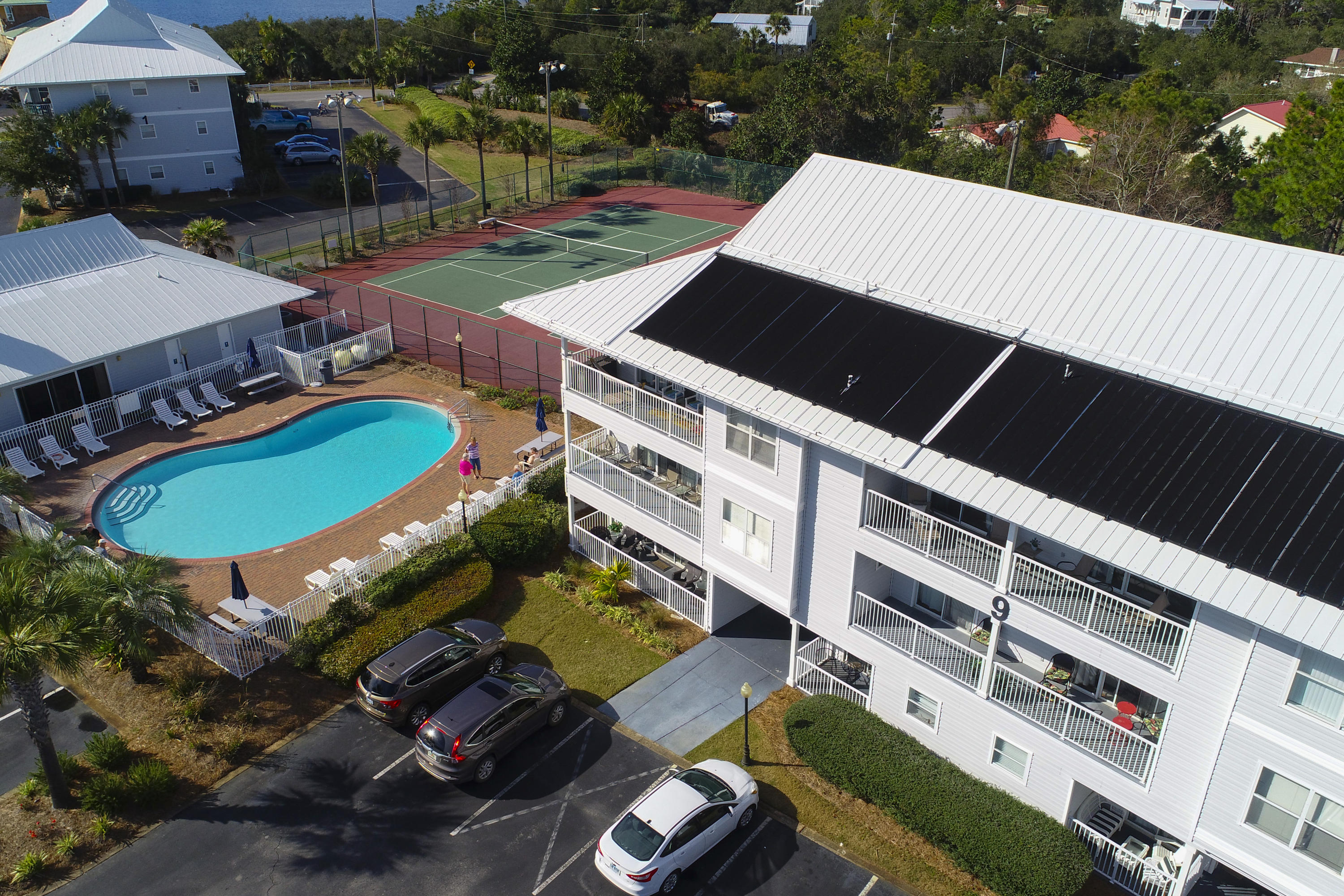 BEACHSIDE VILLAS CONDO - Residential