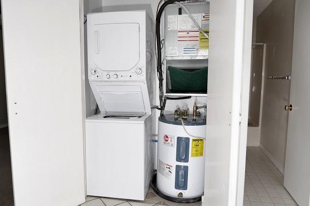 CHANNEL MARKER 2 - Residential Lease