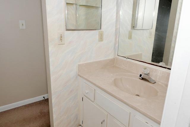 CHANNEL MARKER 2 - Residential Lease