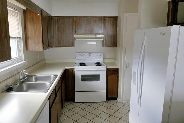 CHANNEL MARKER 2 - Residential Lease