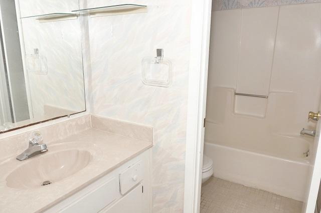 CHANNEL MARKER 2 - Residential Lease