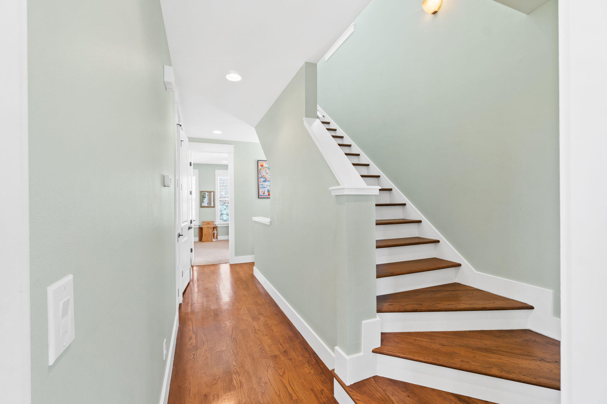 HARRISON'S WALK - Residential