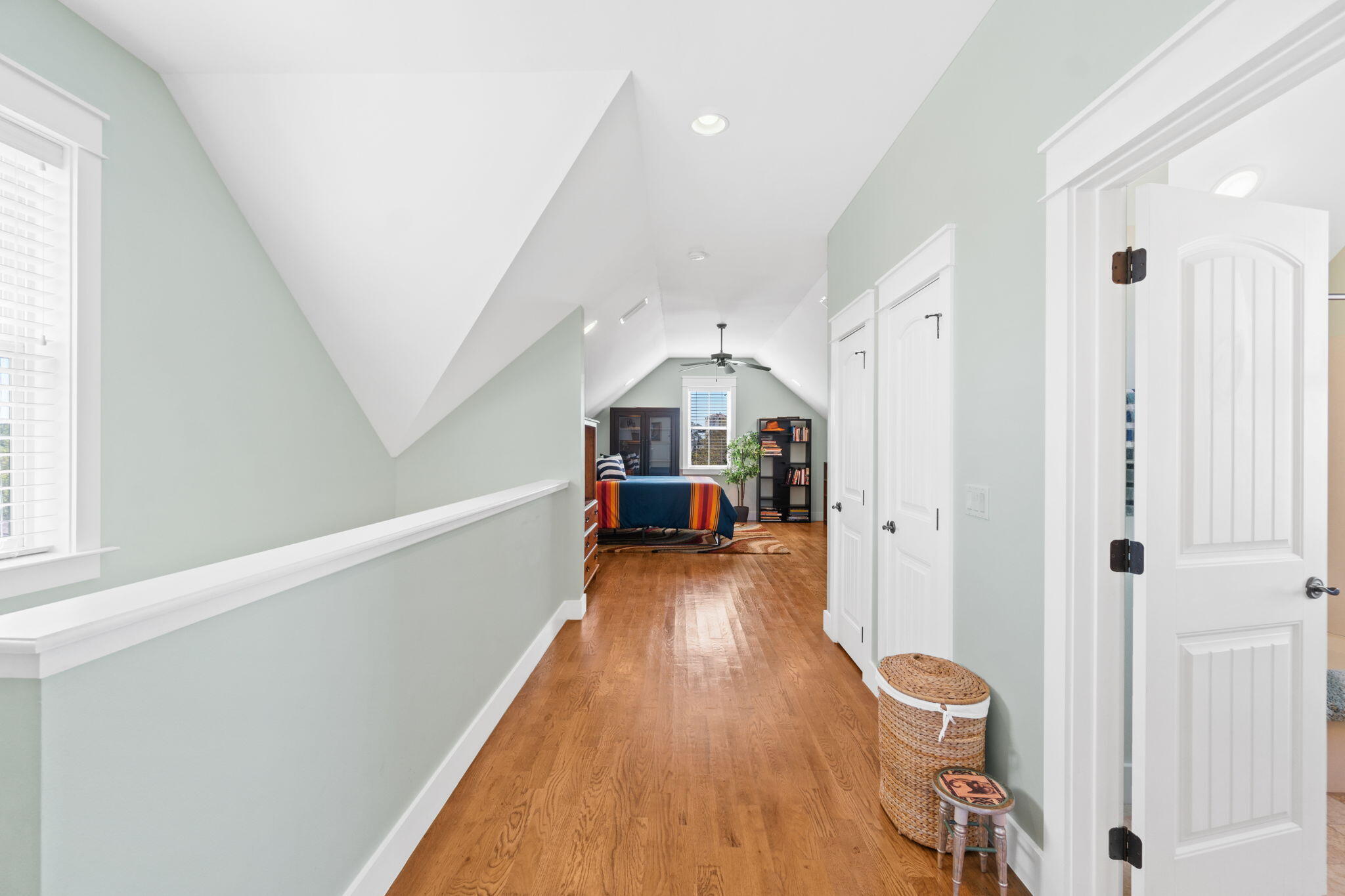HARRISON'S WALK - Residential