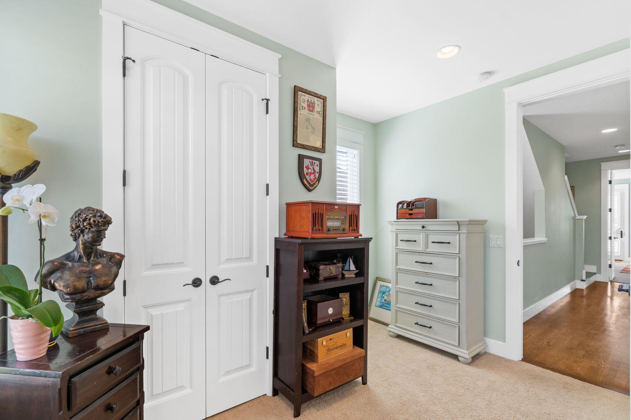 HARRISON'S WALK - Residential