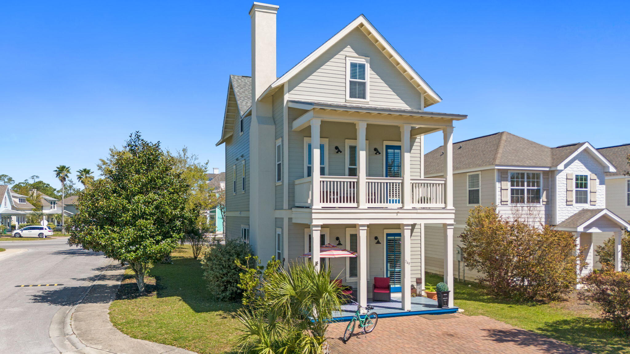 HARRISON'S WALK - Residential