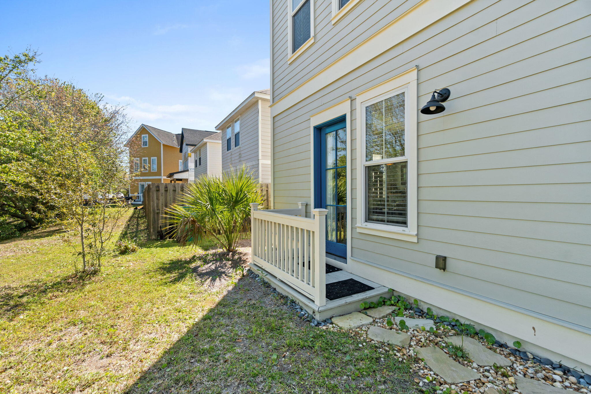 HARRISON'S WALK - Residential