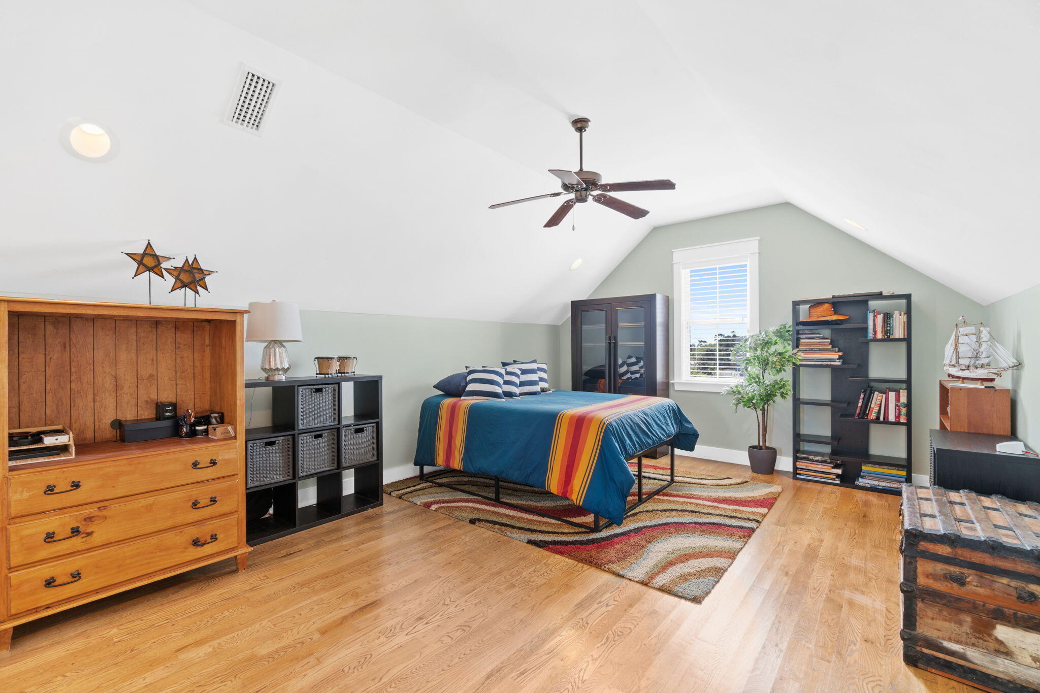 HARRISON'S WALK - Residential