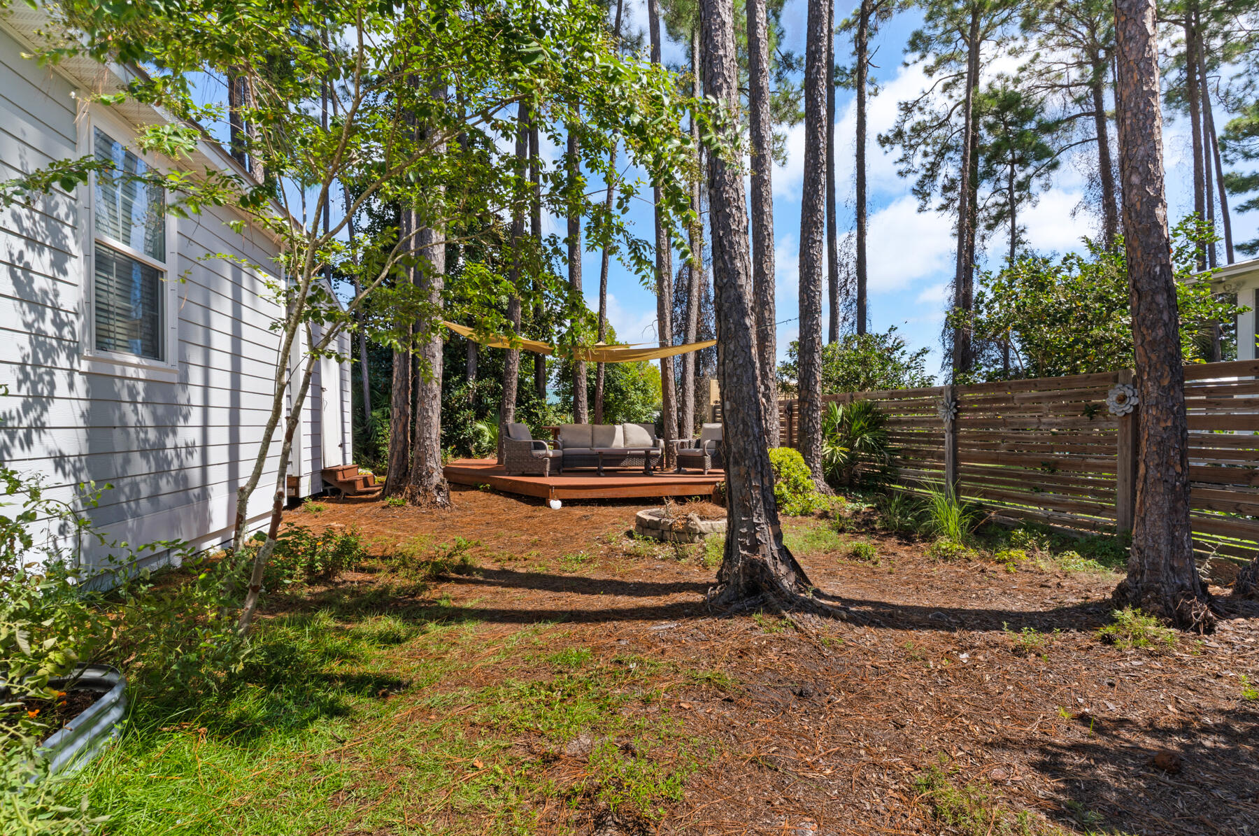 BEACH HIGHLAND 1ST ADD - Residential Lease