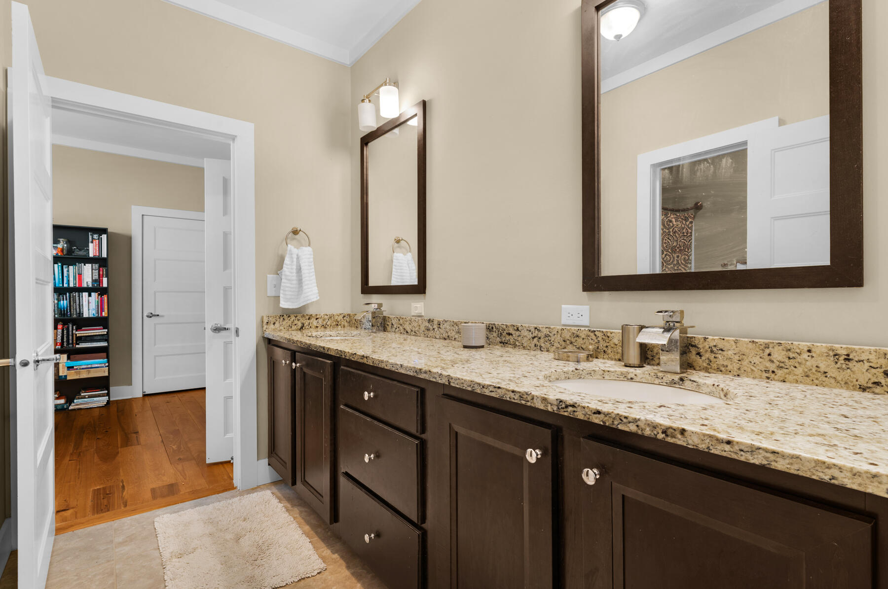 BEACH HIGHLAND 1ST ADD - Residential Lease