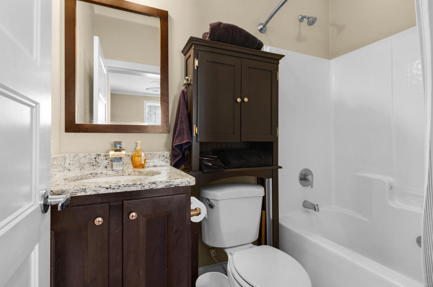 BEACH HIGHLAND 1ST ADD - Residential Lease