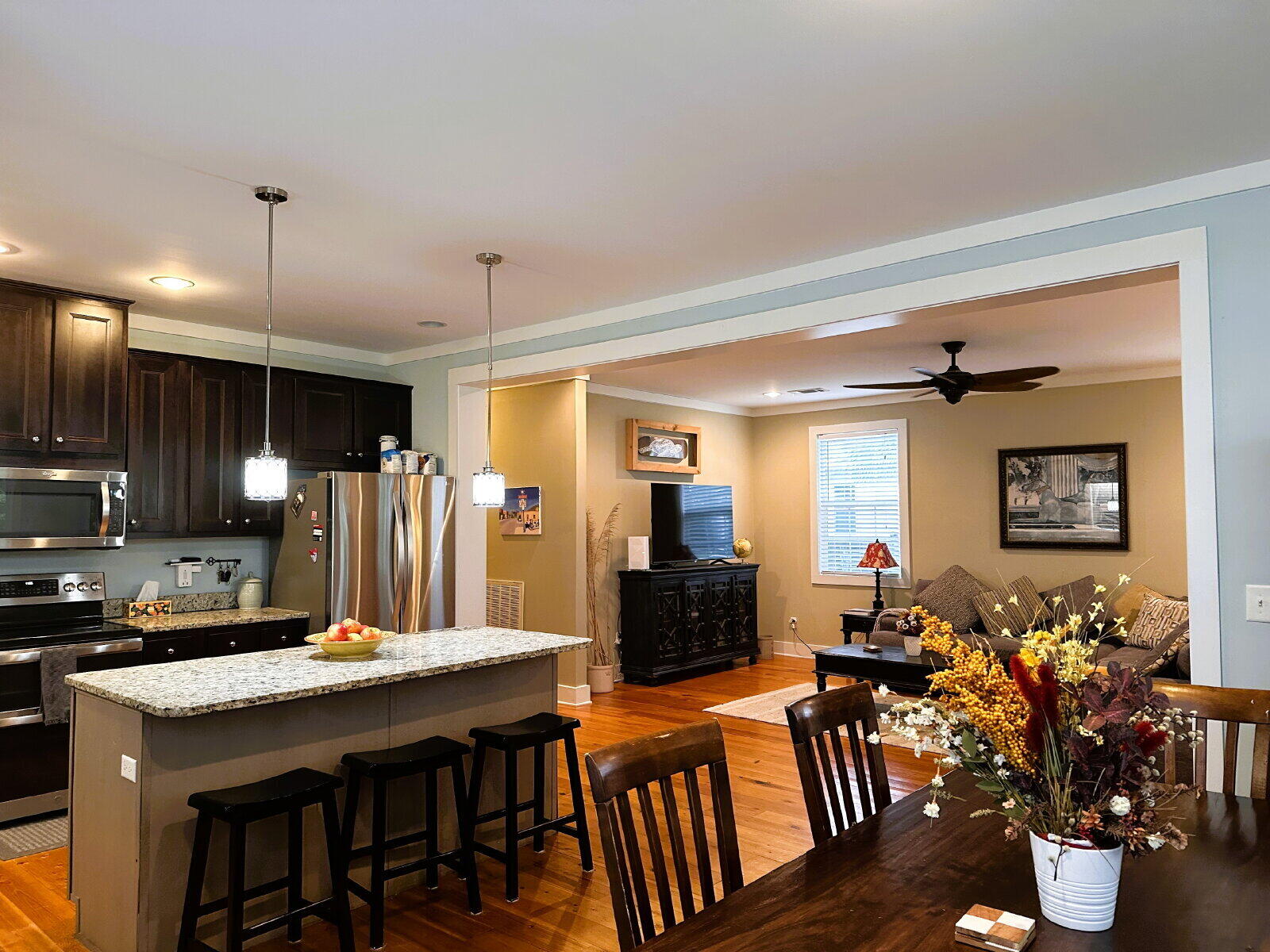 BEACH HIGHLAND 1ST ADD - Residential Lease