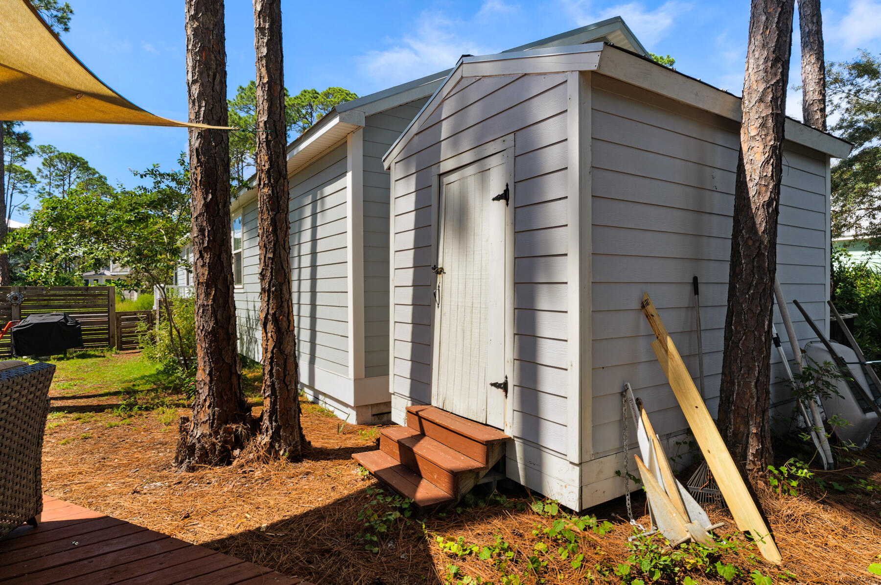 BEACH HIGHLAND 1ST ADD - Residential Lease