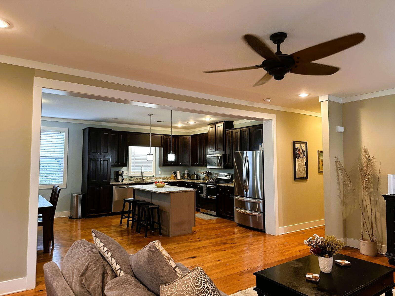 BEACH HIGHLAND 1ST ADD - Residential Lease
